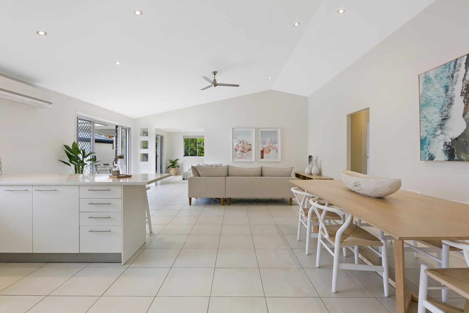6 Oxford Court, Robina, QLD 4226