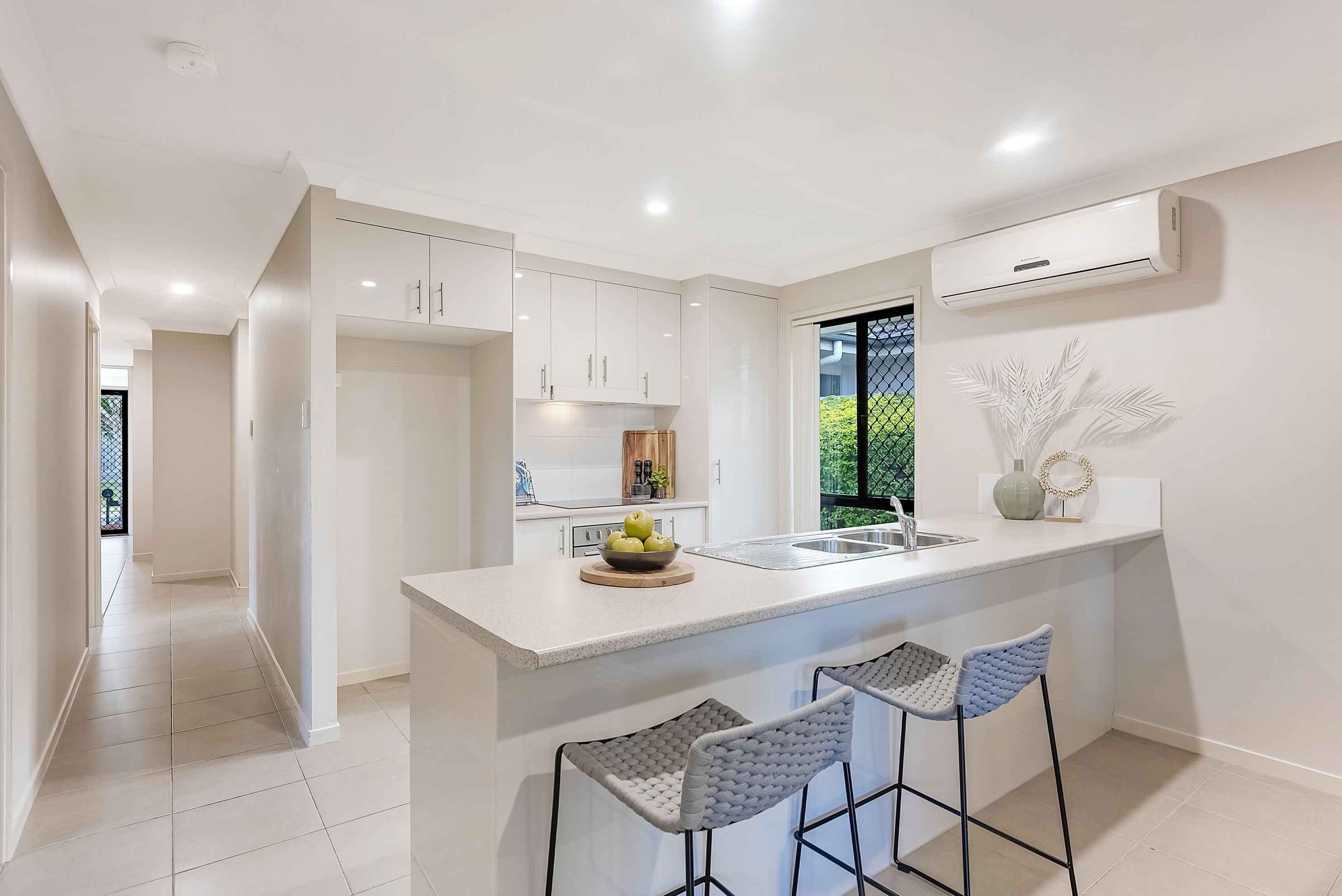 16 Daintree Circuit, North Lakes, QLD 4509