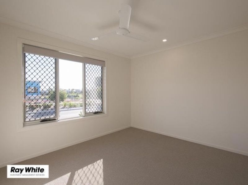 1/76 Lamington Drive, Redbank Plains, QLD 4301