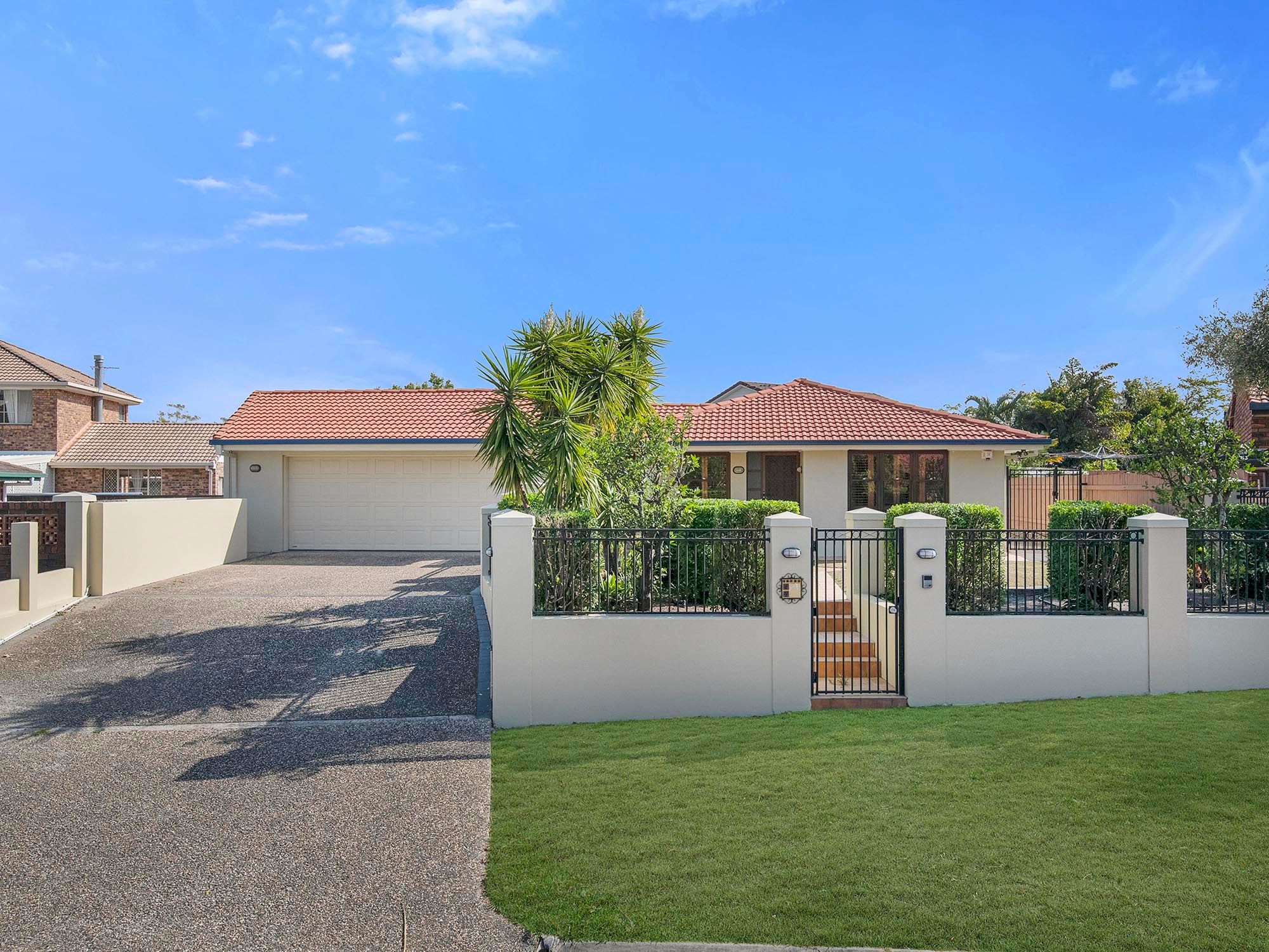 37 Grosmont Street, Carindale QLD 4152