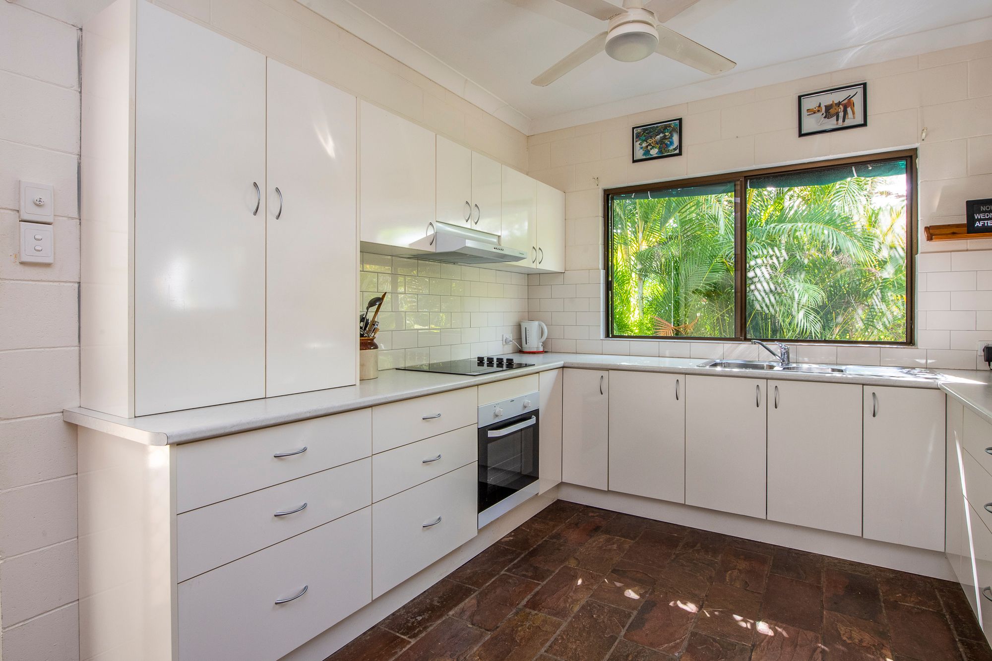 14 Compass Crescent, Nelly Bay, QLD 4819