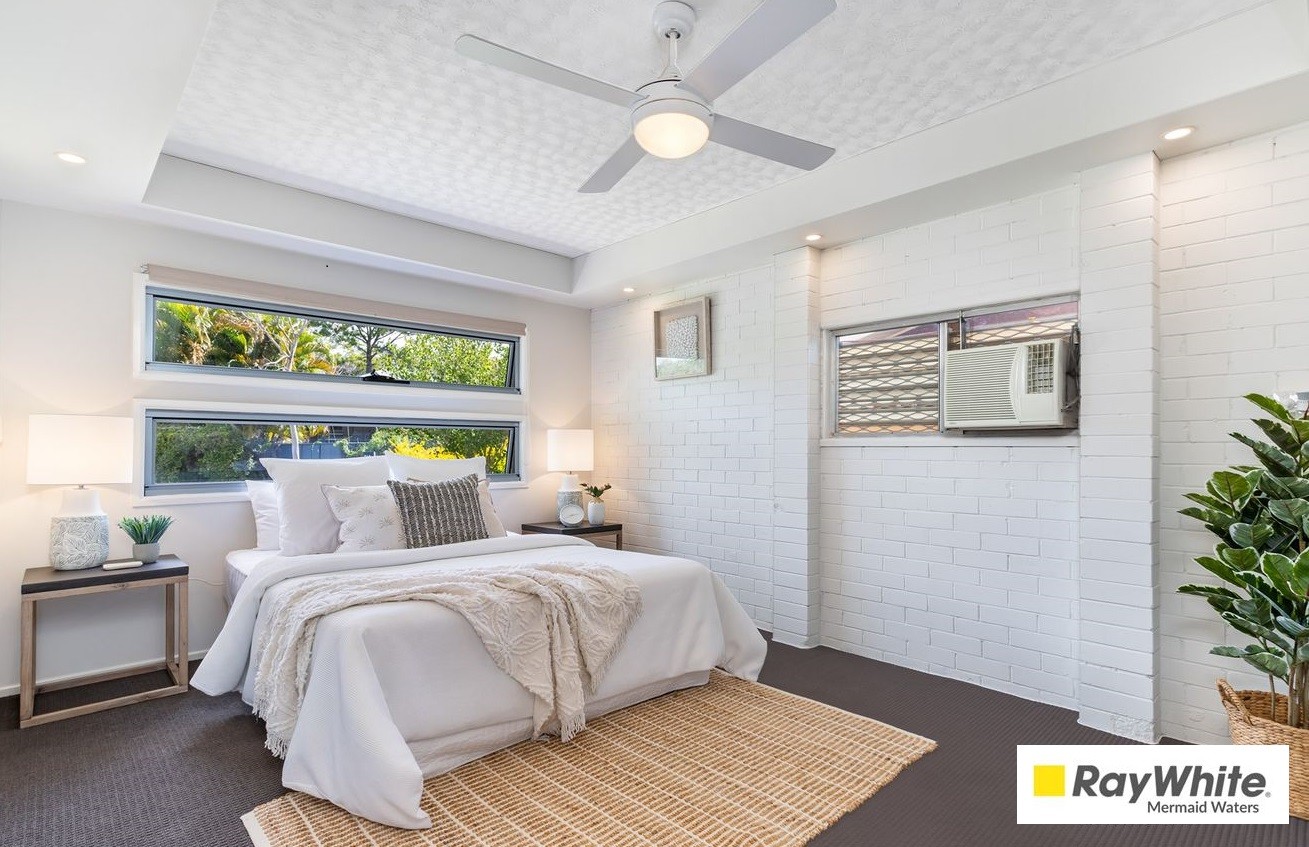 13 Rathbone Place, Labrador, QLD 4215