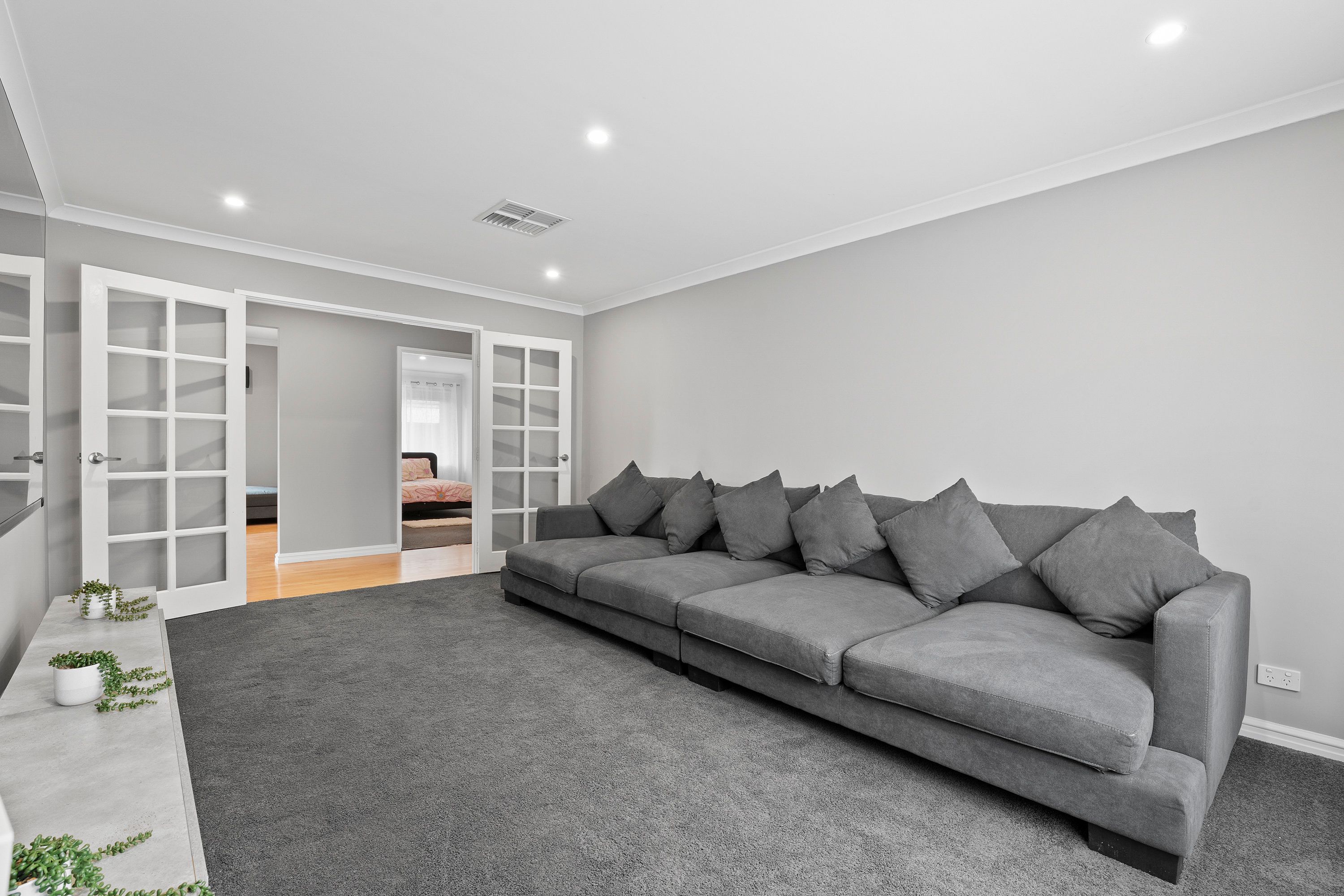 50 Camelot Street — photo 11 of 30