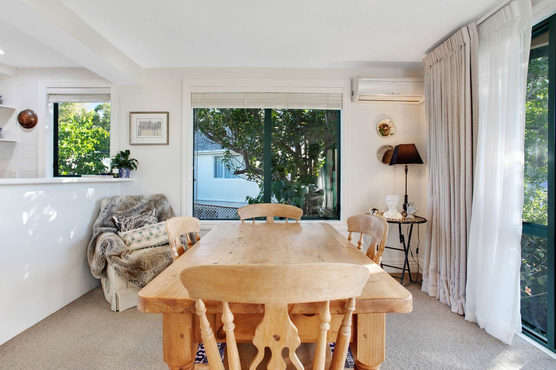 2/58 St Johns Road photo 13