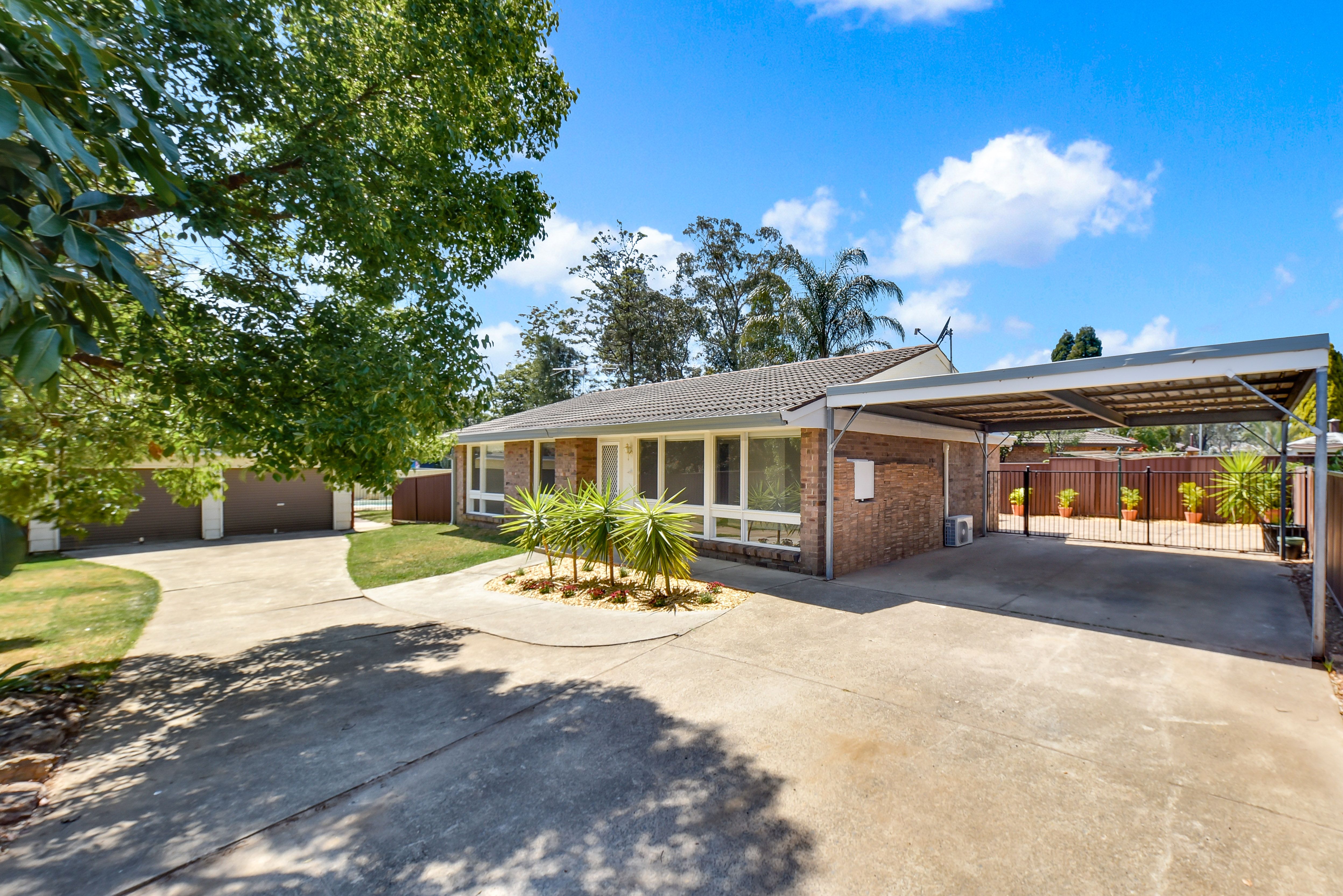 Ingleburn, NSW 2565
