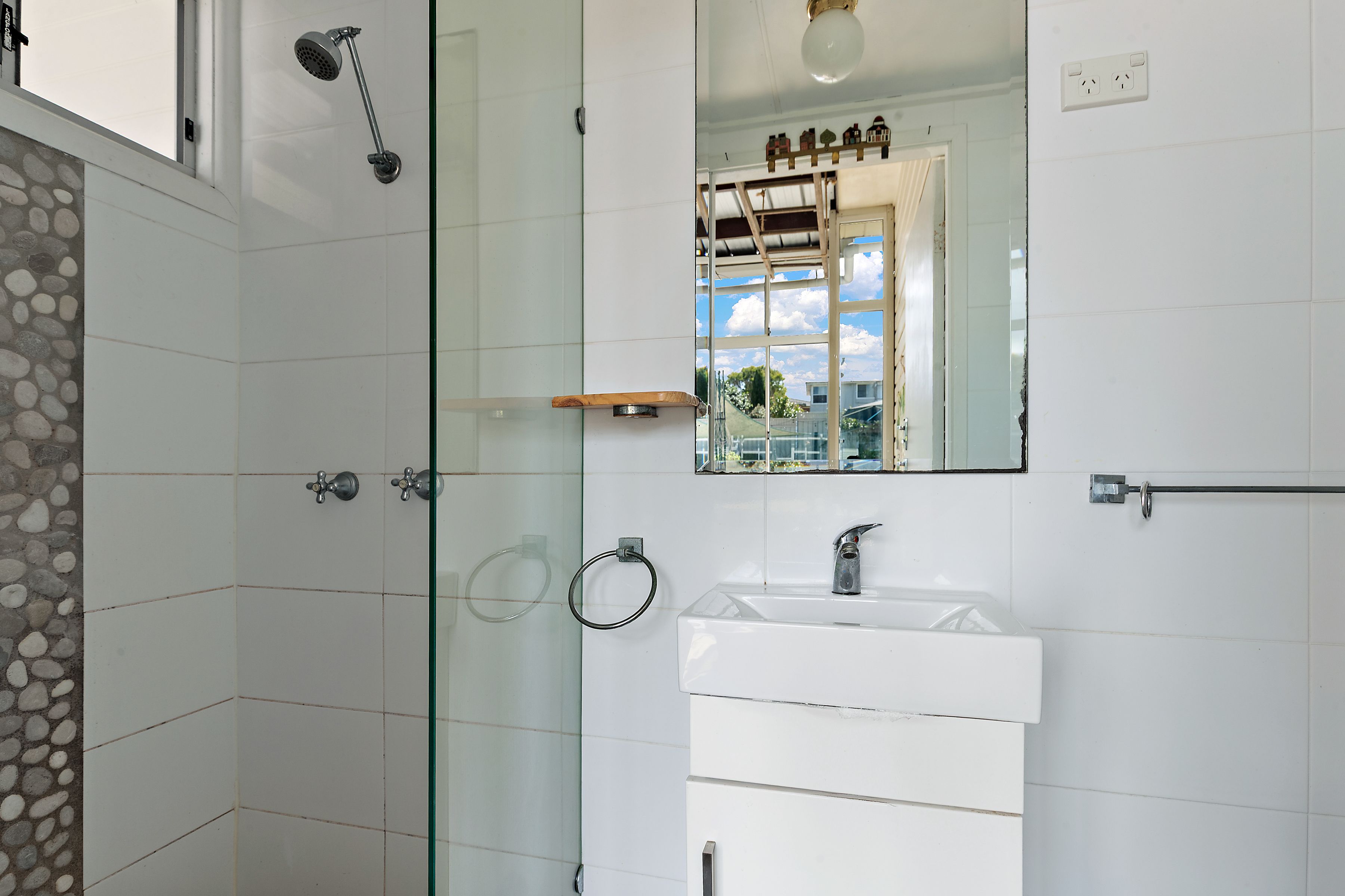 4 Elmore Street — photo 19 of 27