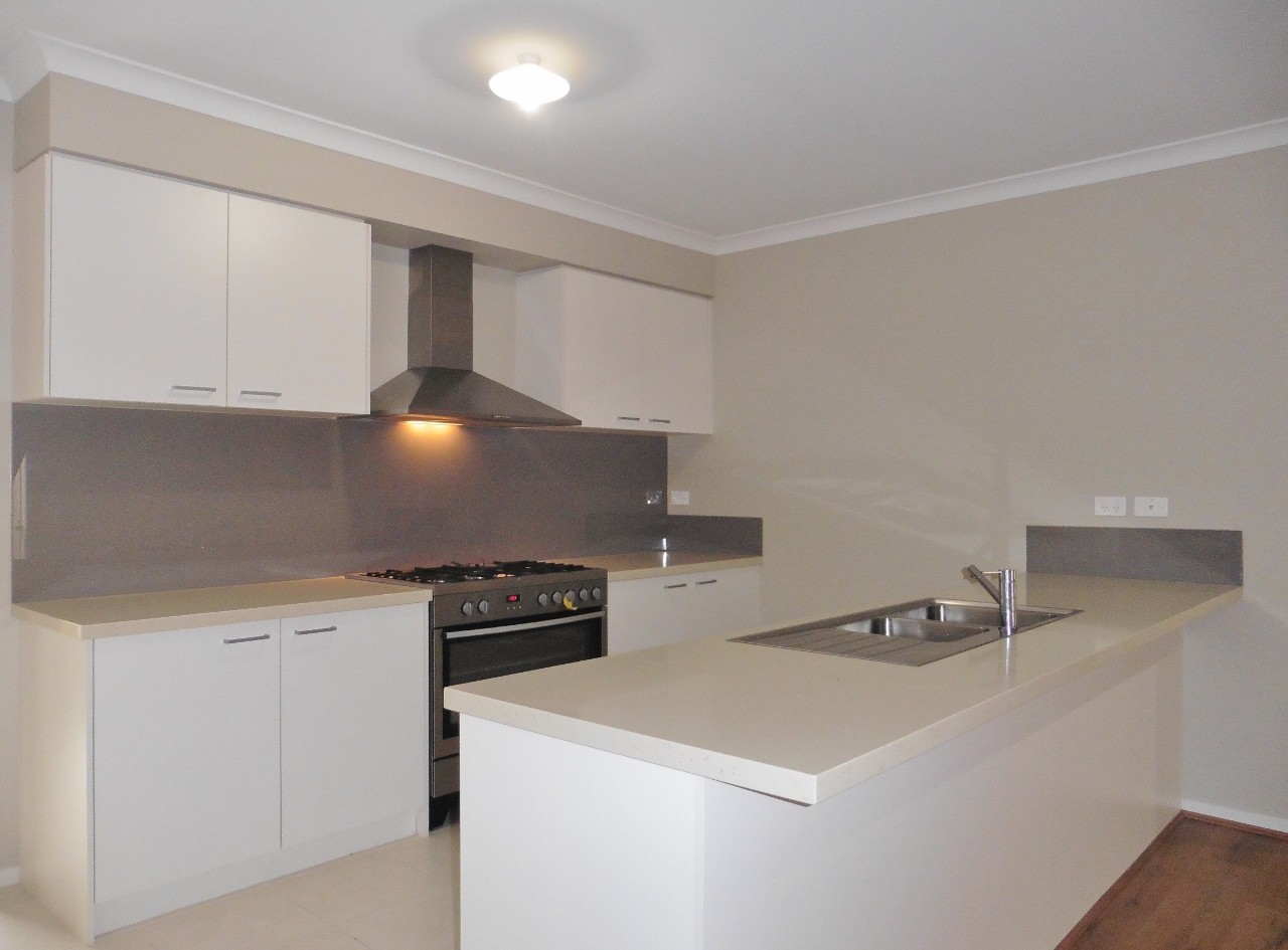 20 Corinda Street, Clyde North, VIC 3978