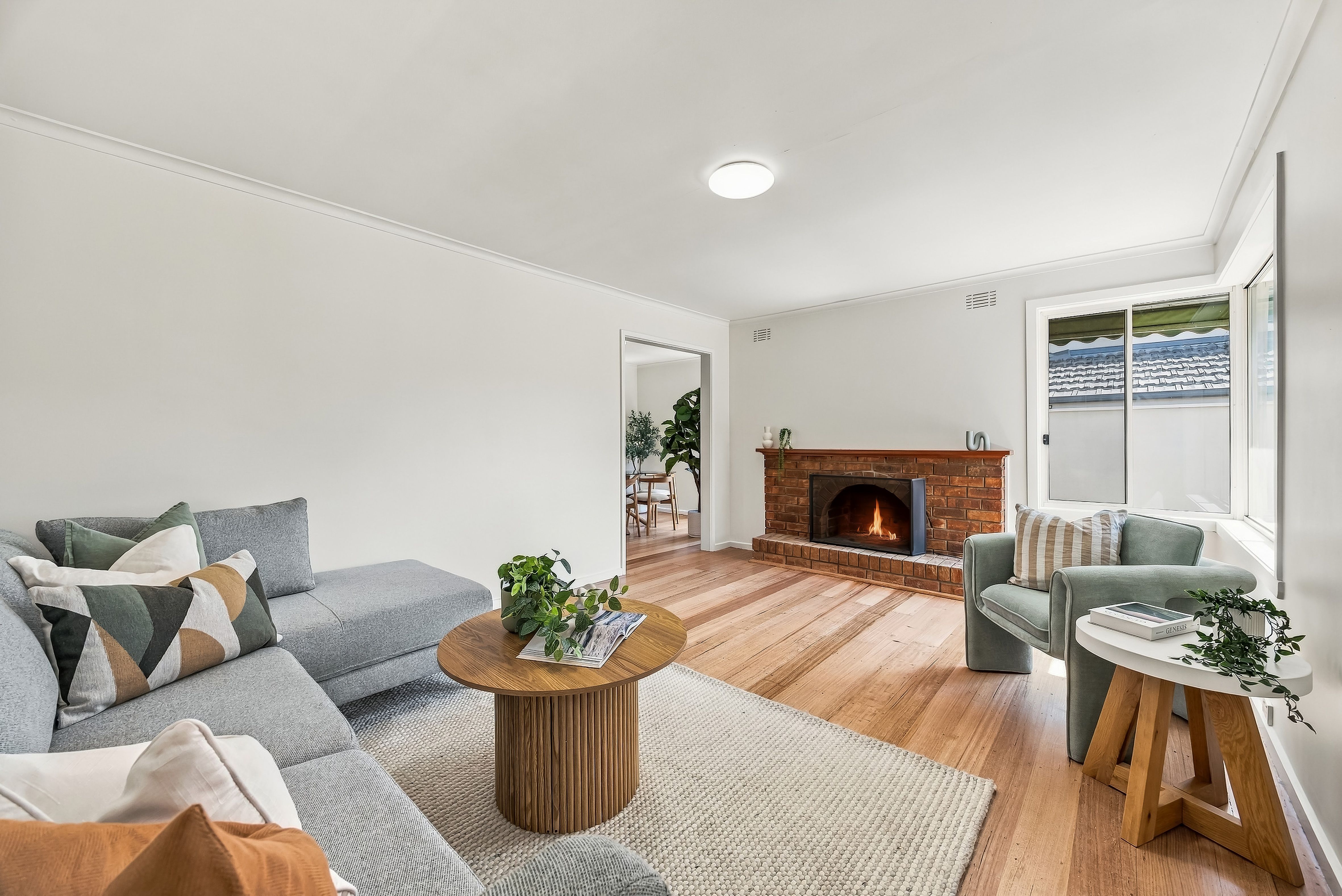25 Nicholls Street, Macleod, VIC 3085