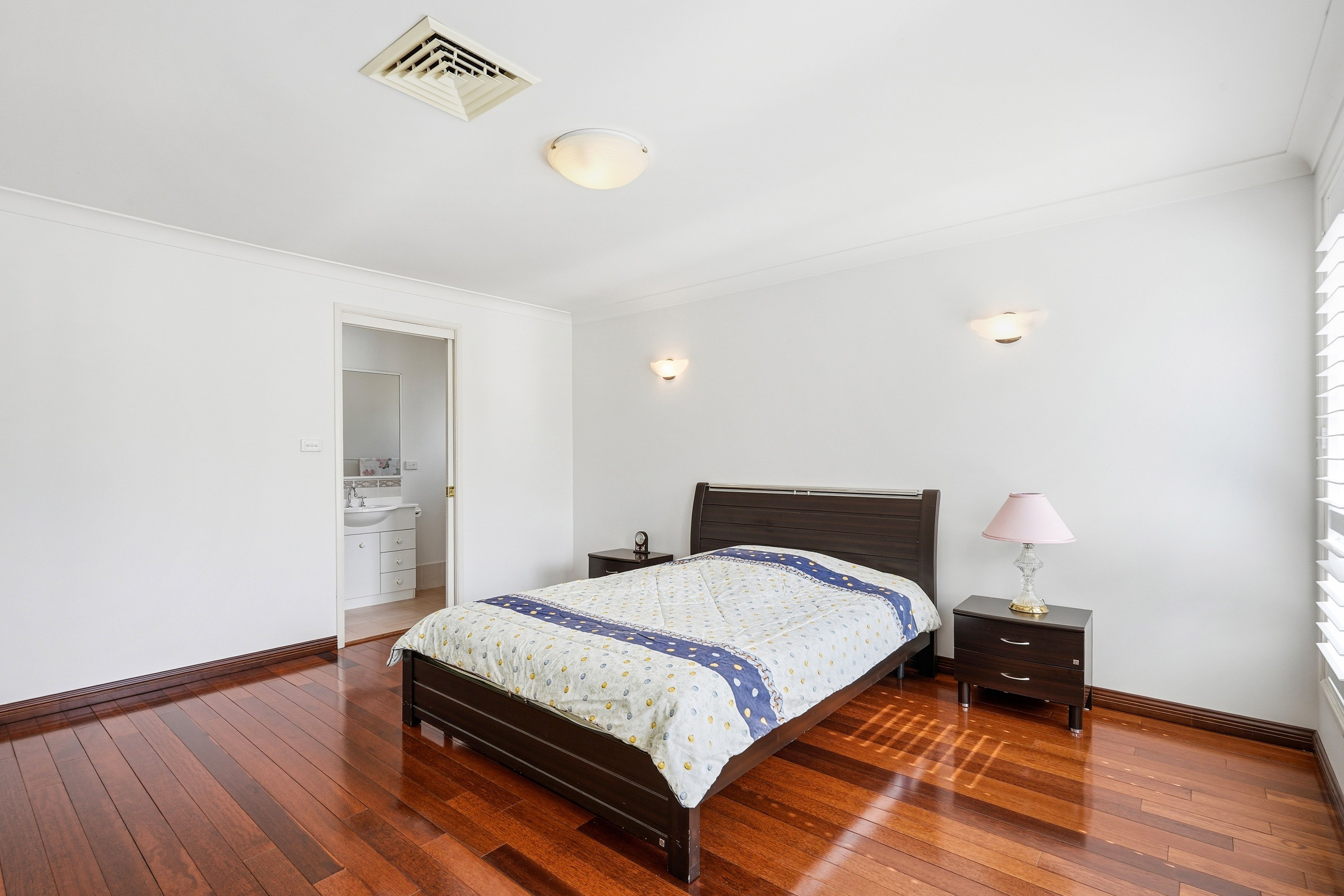 32 Paperbark Crescent — photo 9 of 17