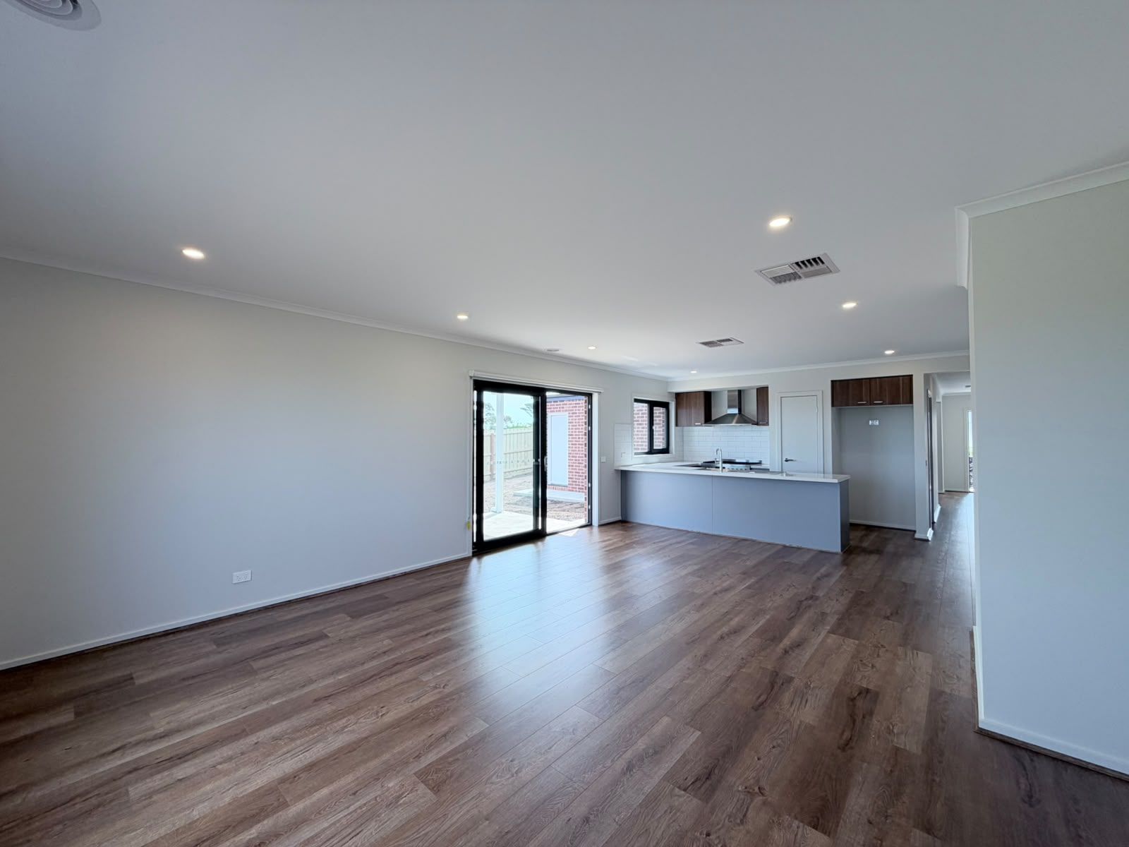 351 Wollaston Road — photo 4 of 16
