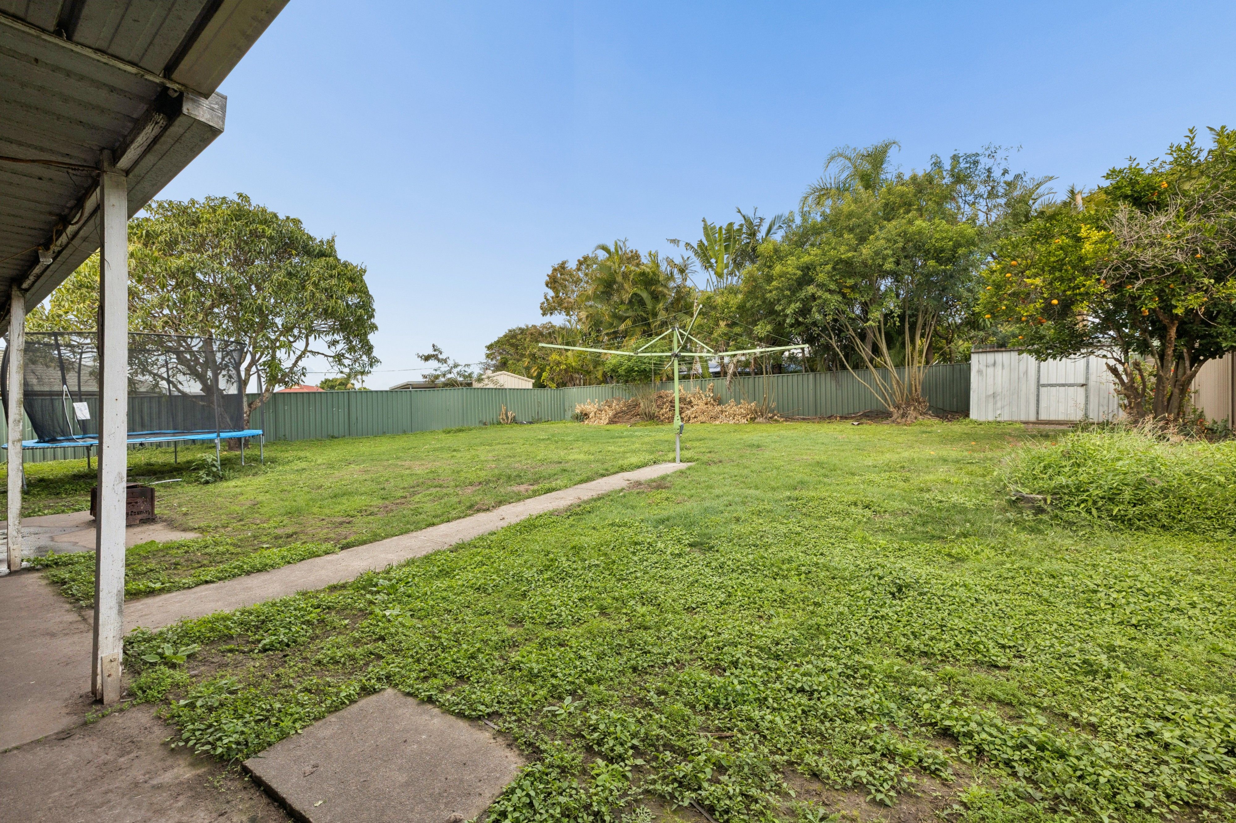 28 Bellini Road — photo 12 of 13