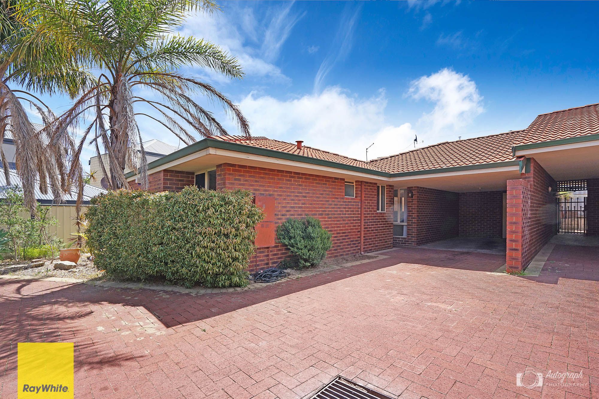 2/28 Montrose Way, Nollamara, WA 6061