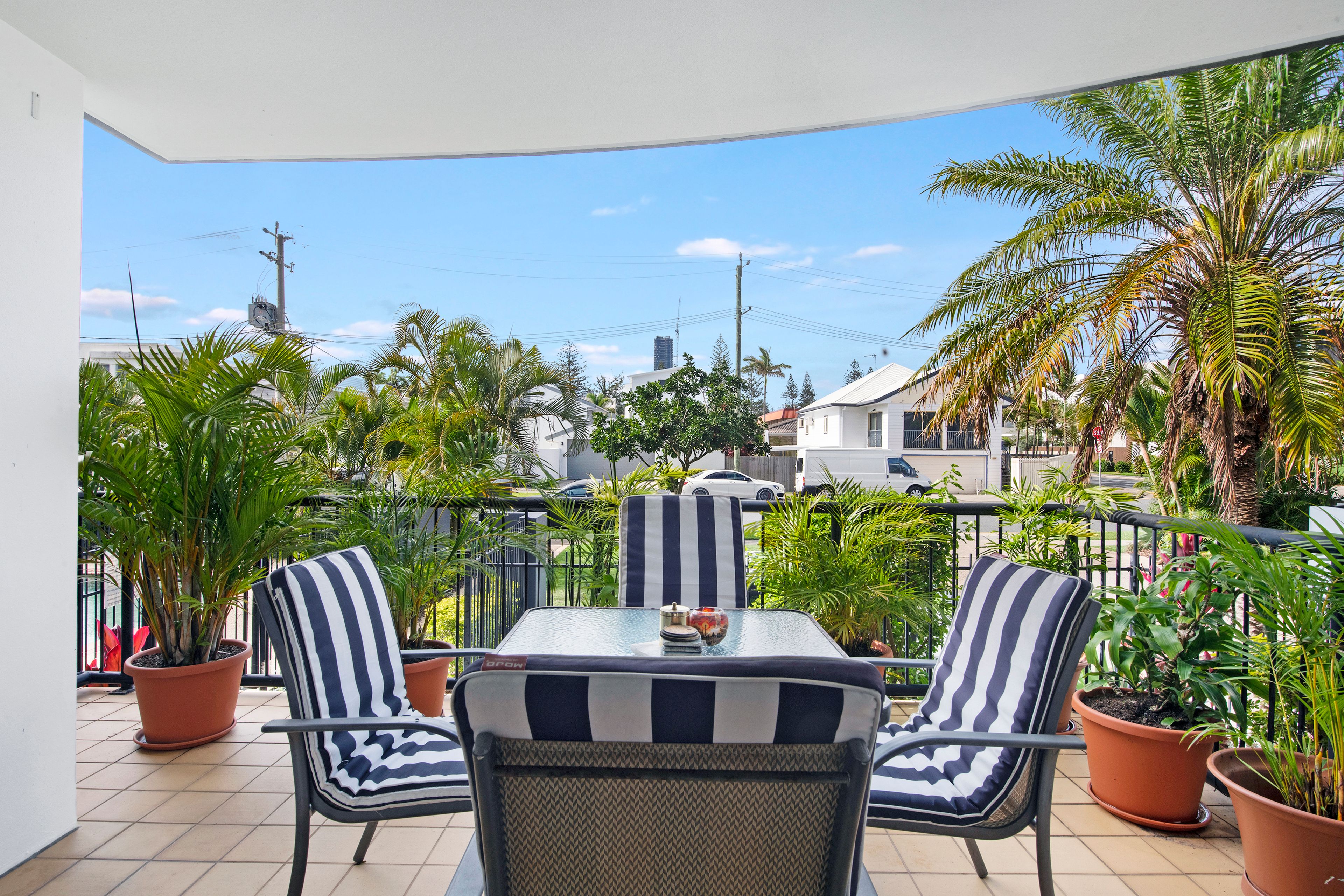 2/6 Venice Street, Mermaid Beach, QLD 4218