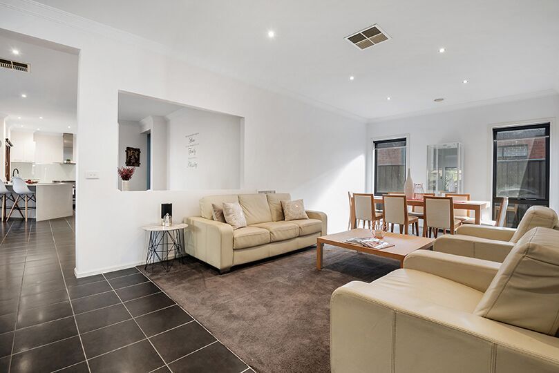 55 Panton Gap Drive, South Morang, VIC 3752