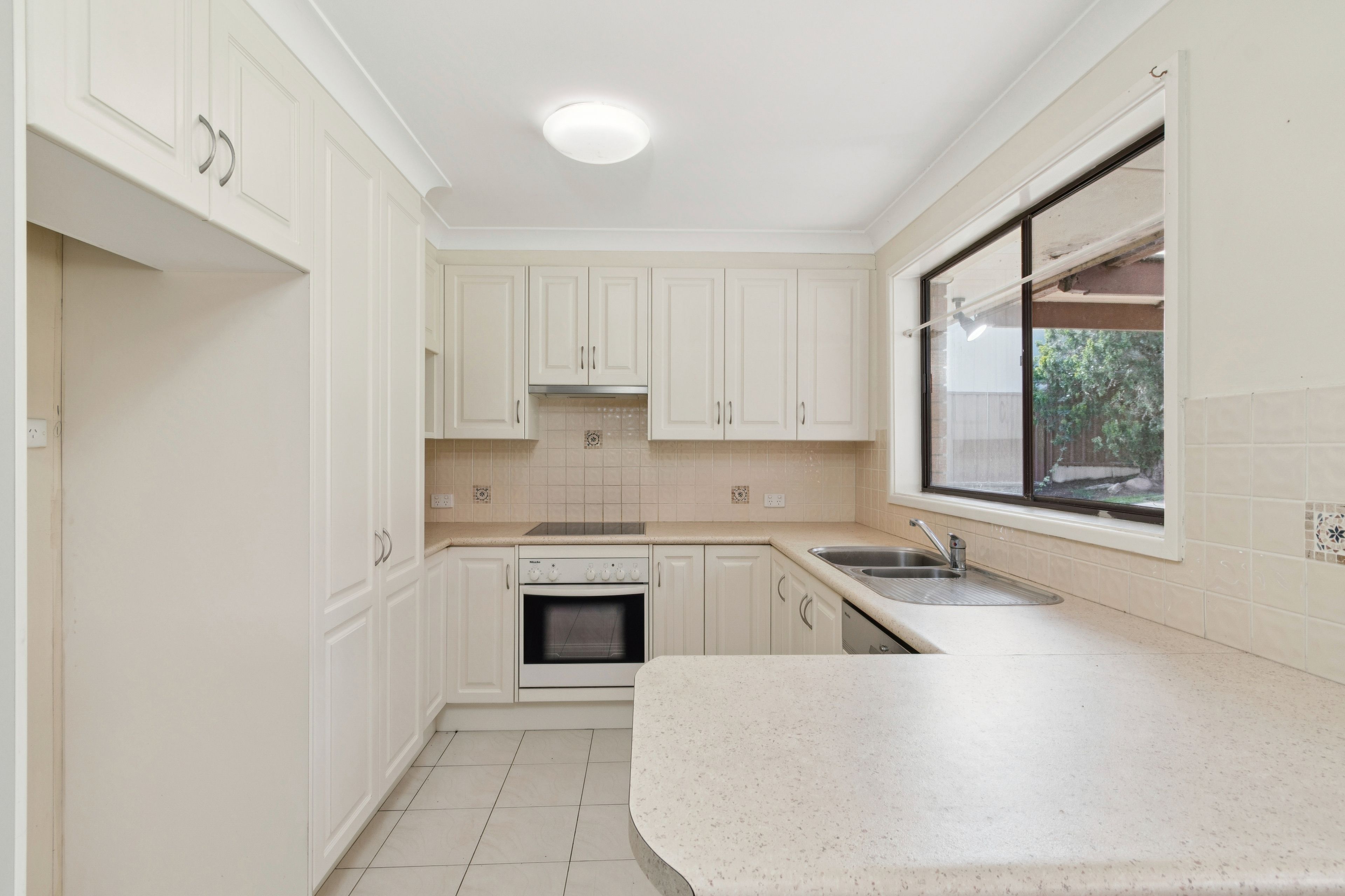 15 Glenview Street — photo 4 of 10
