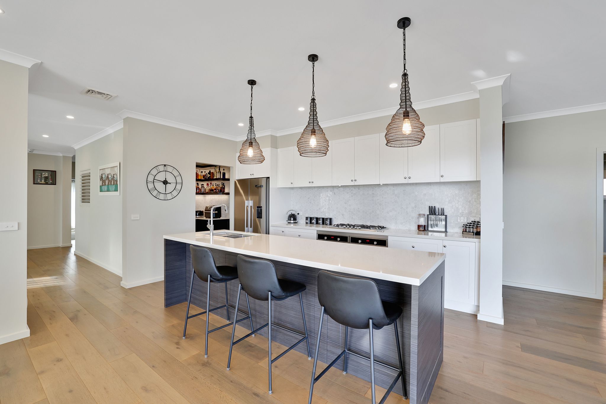 128 Jackson Drive — photo 4 of 27