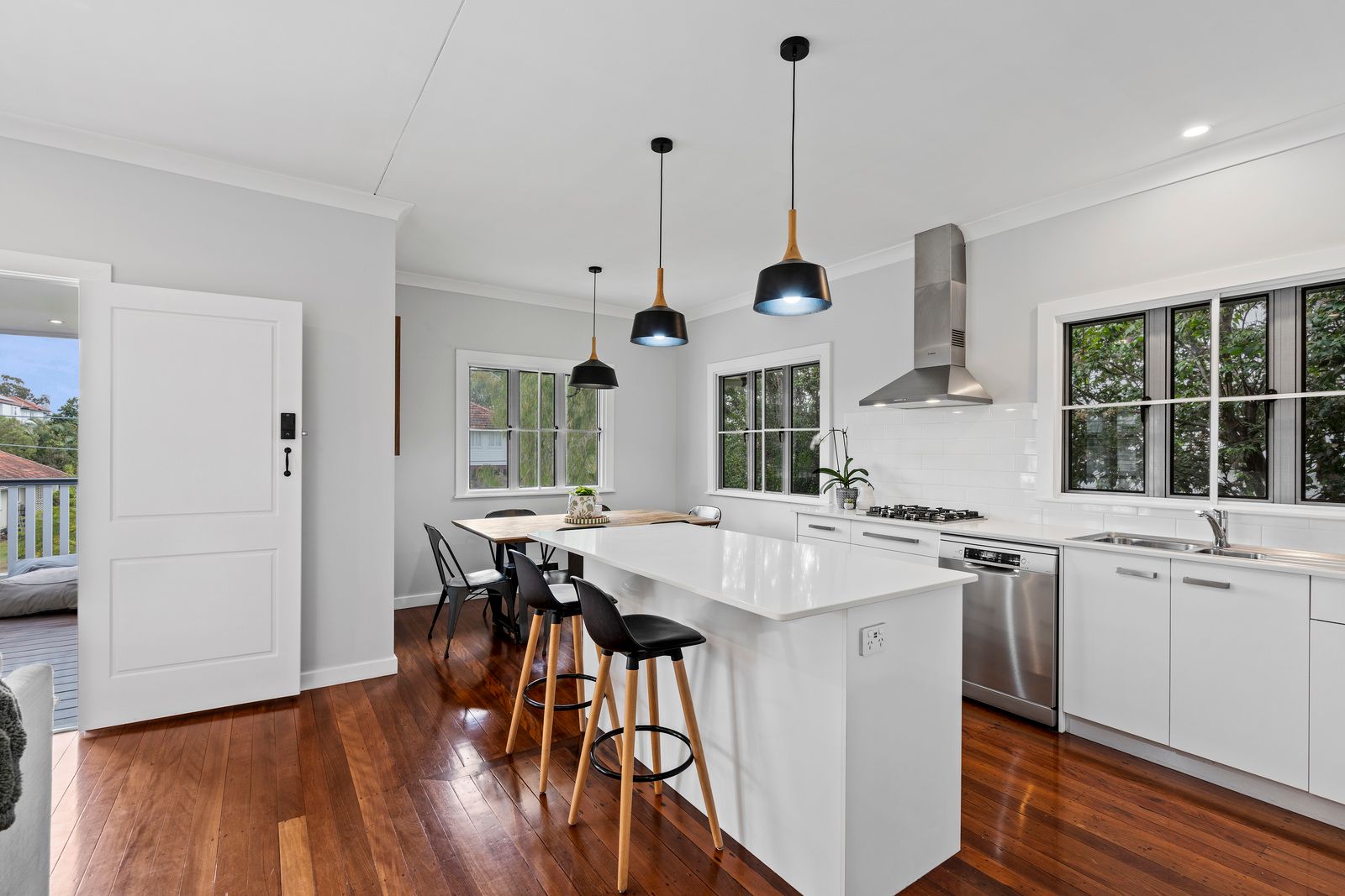 12 Allamanda Street — photo 11 of 30