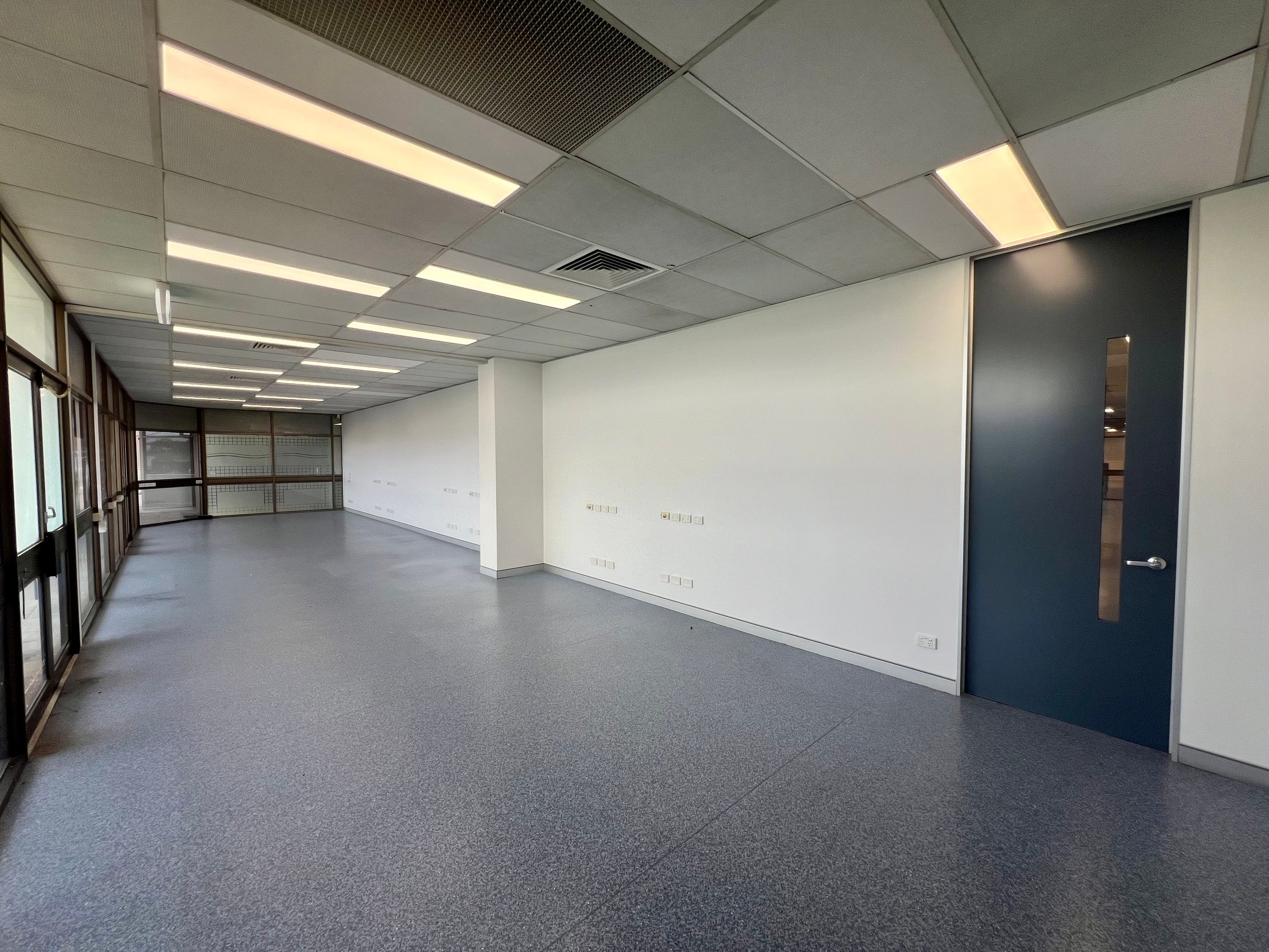 10A/3360 Pacific Highway, Springwood, QLD 4127