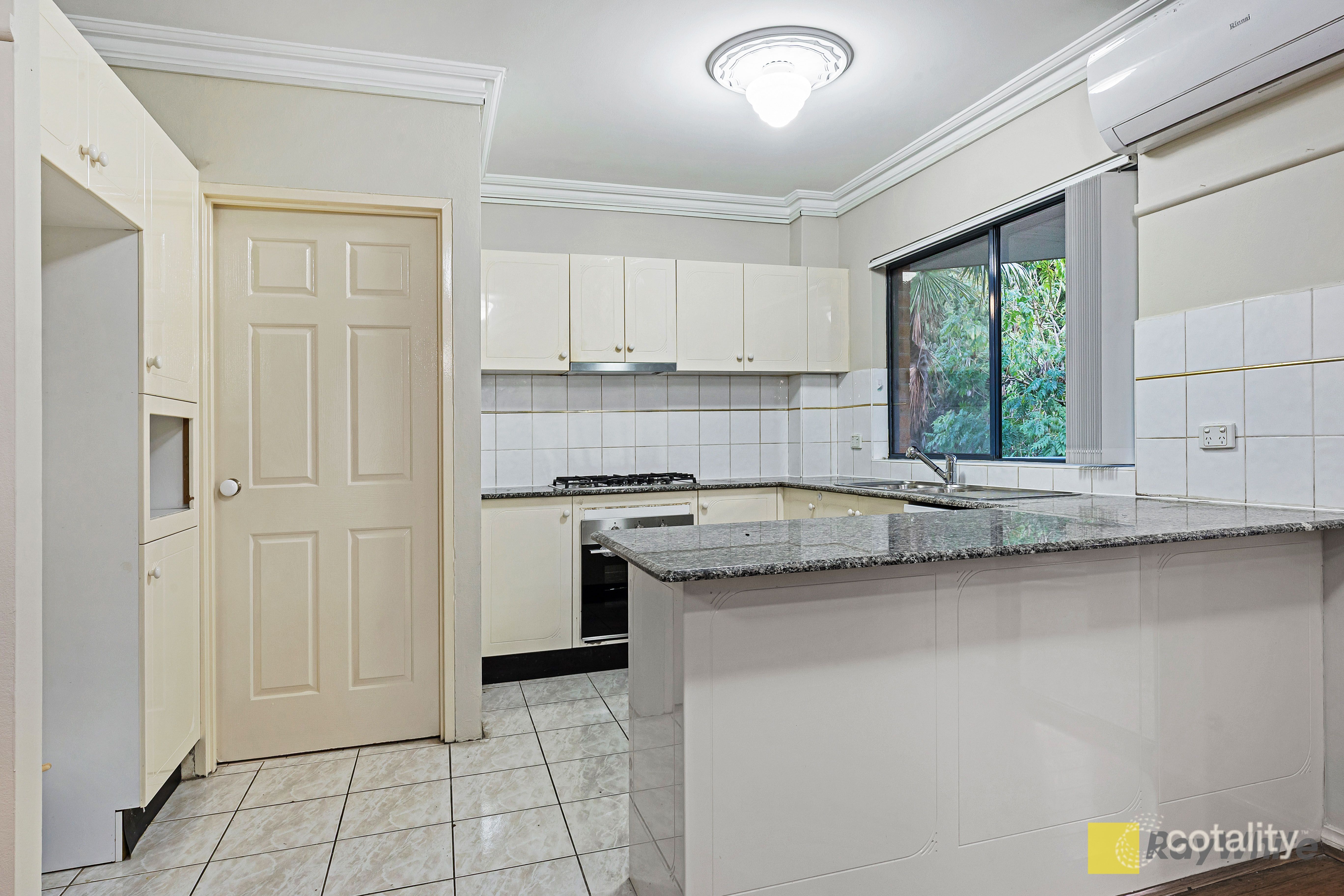 4/14 Queen Street, Westmead, NSW 2145