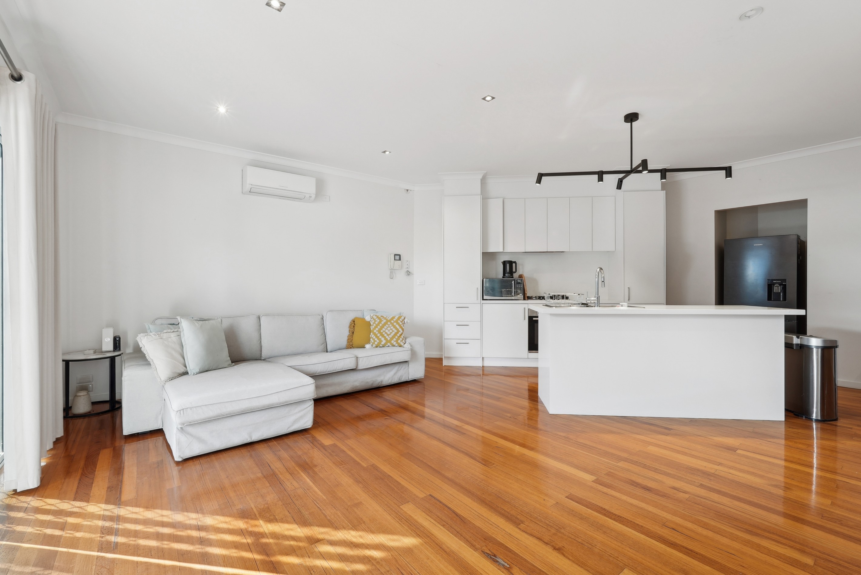 3/209 Purinuan Road, Reservoir, VIC 3073