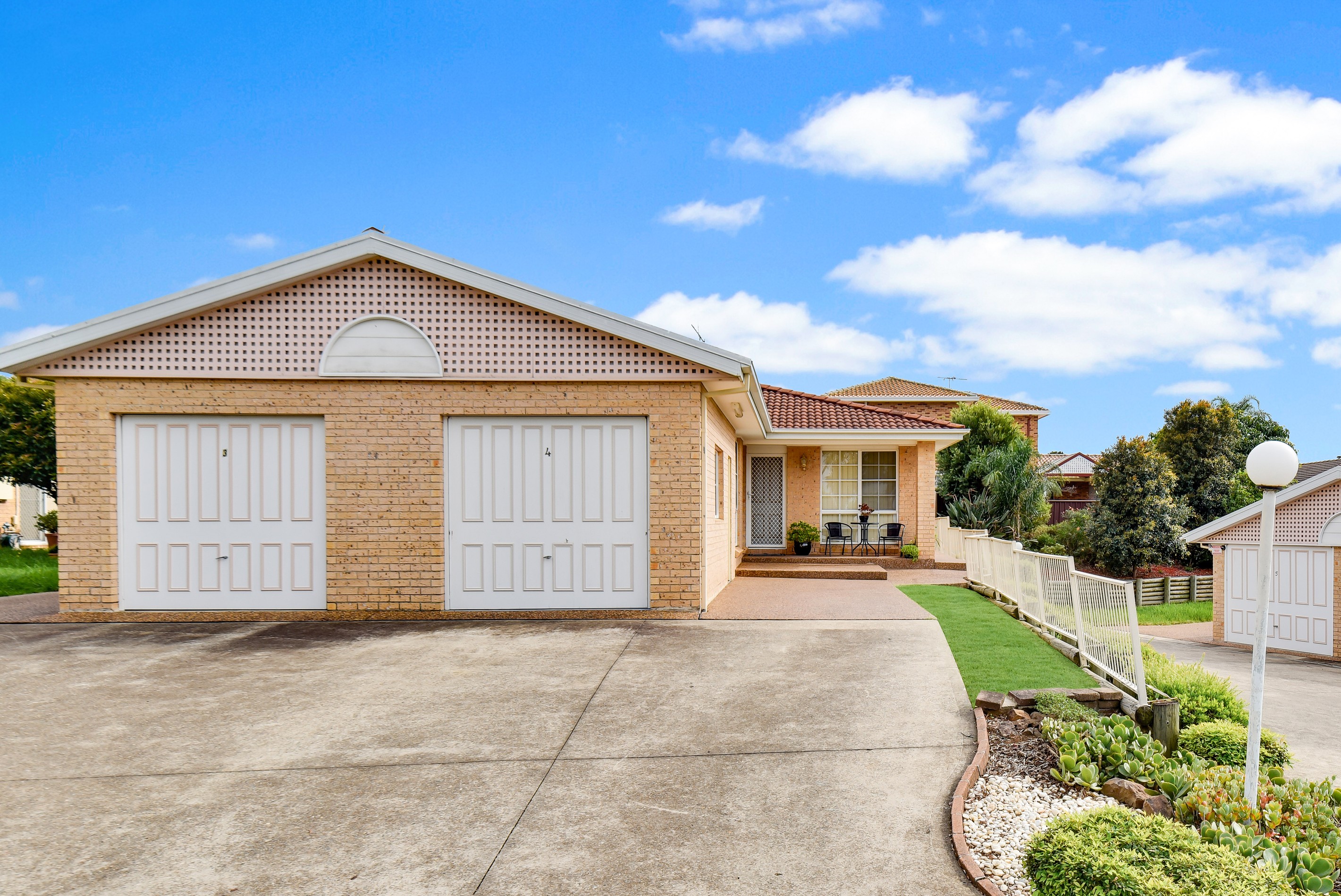 4/17 Heron Place, Hinchinbrook, NSW 2168