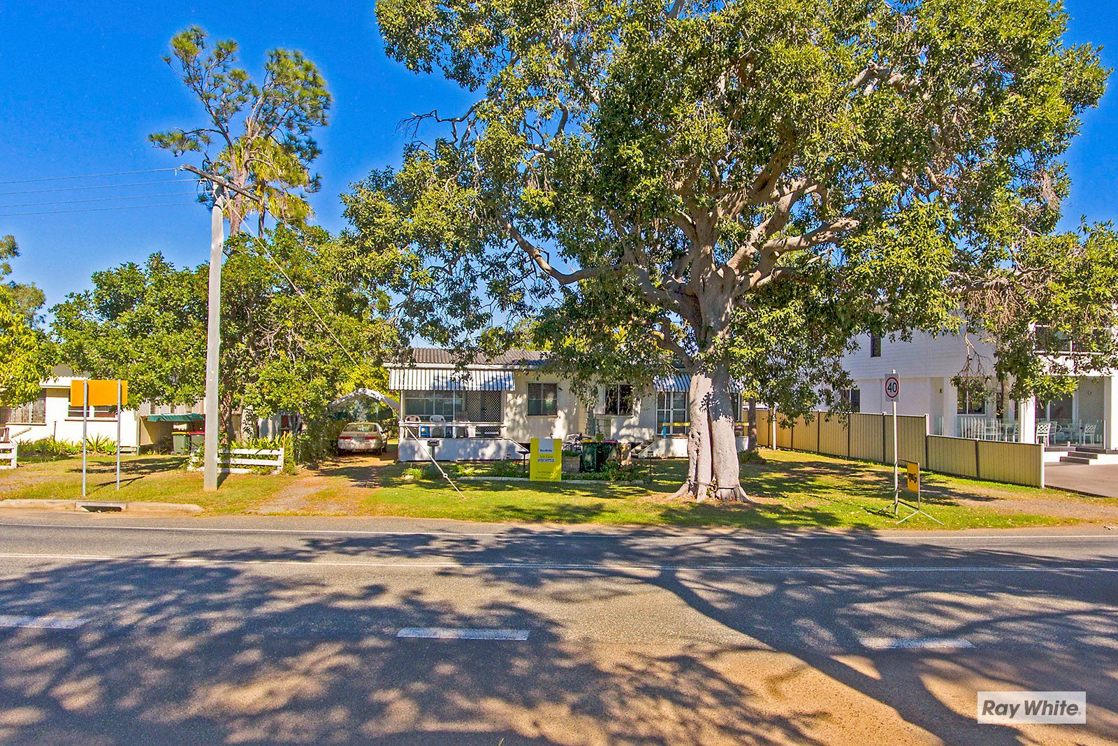 2/338 Scenic Highway TENANT APPROVED, Rosslyn, QLD 4703