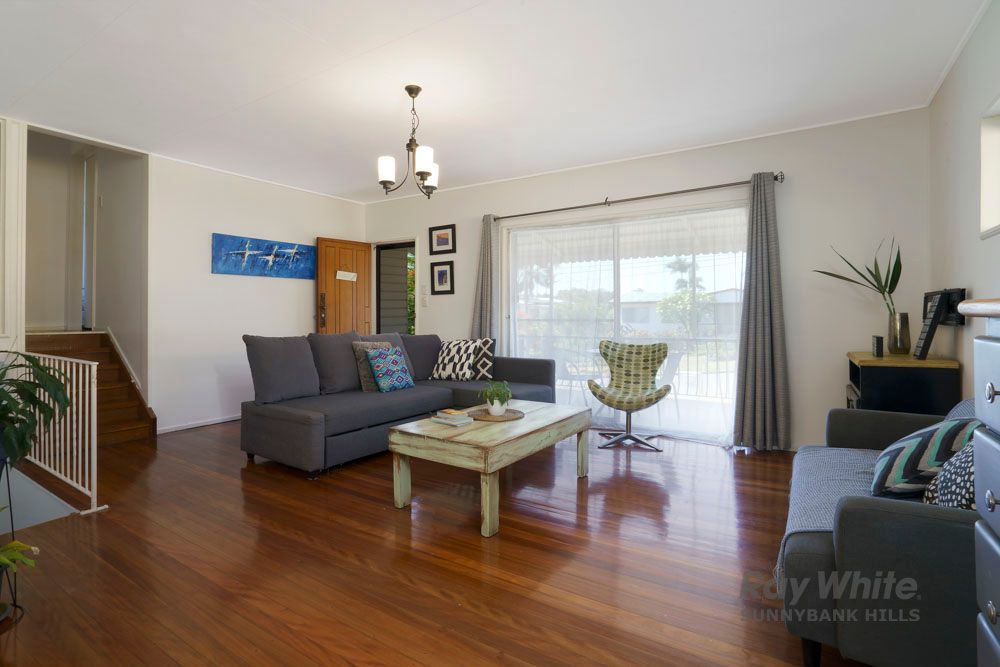 24 Coolmunda Street, Mansfield, QLD 4122