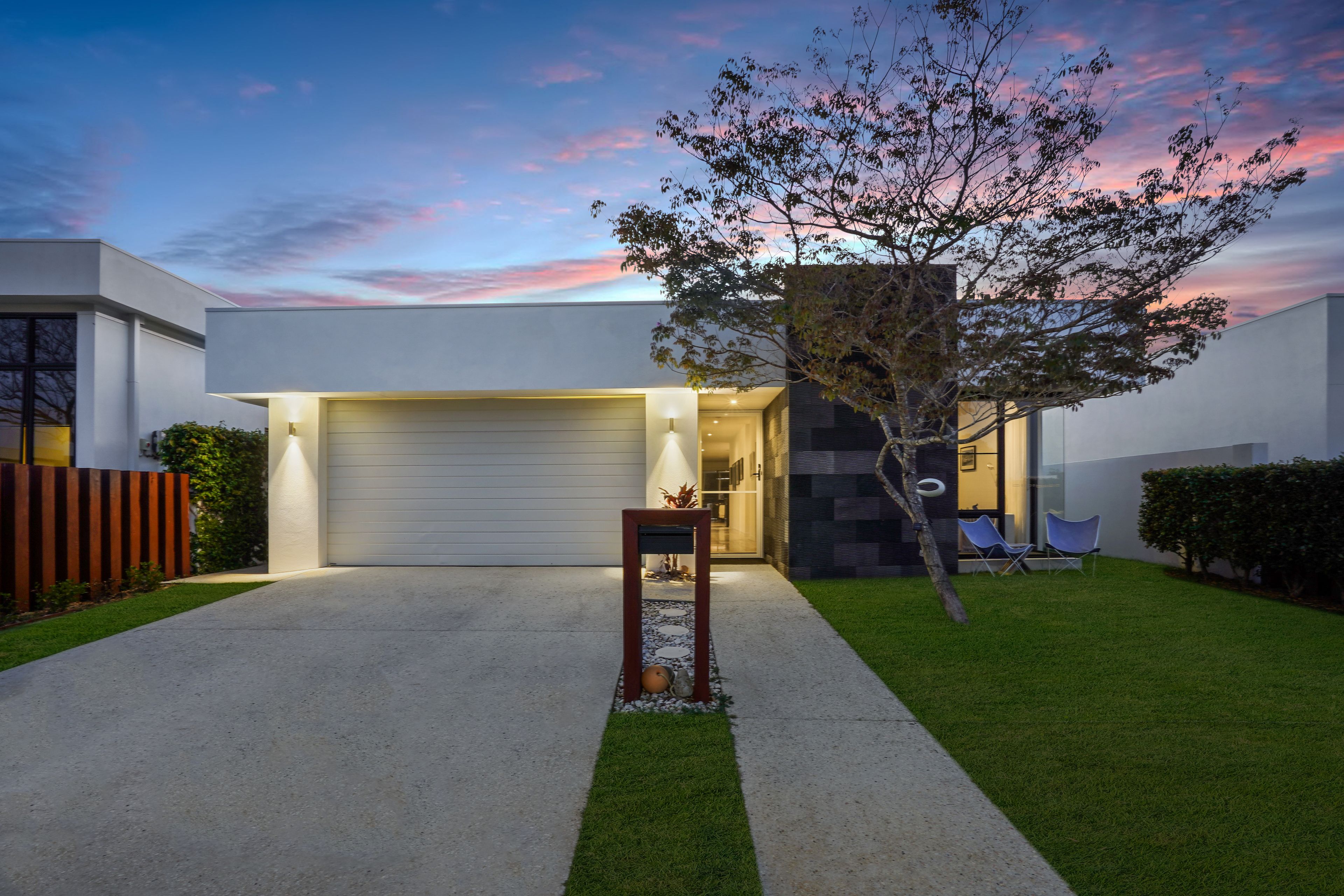2643 The Address, Hope Island, QLD 4212