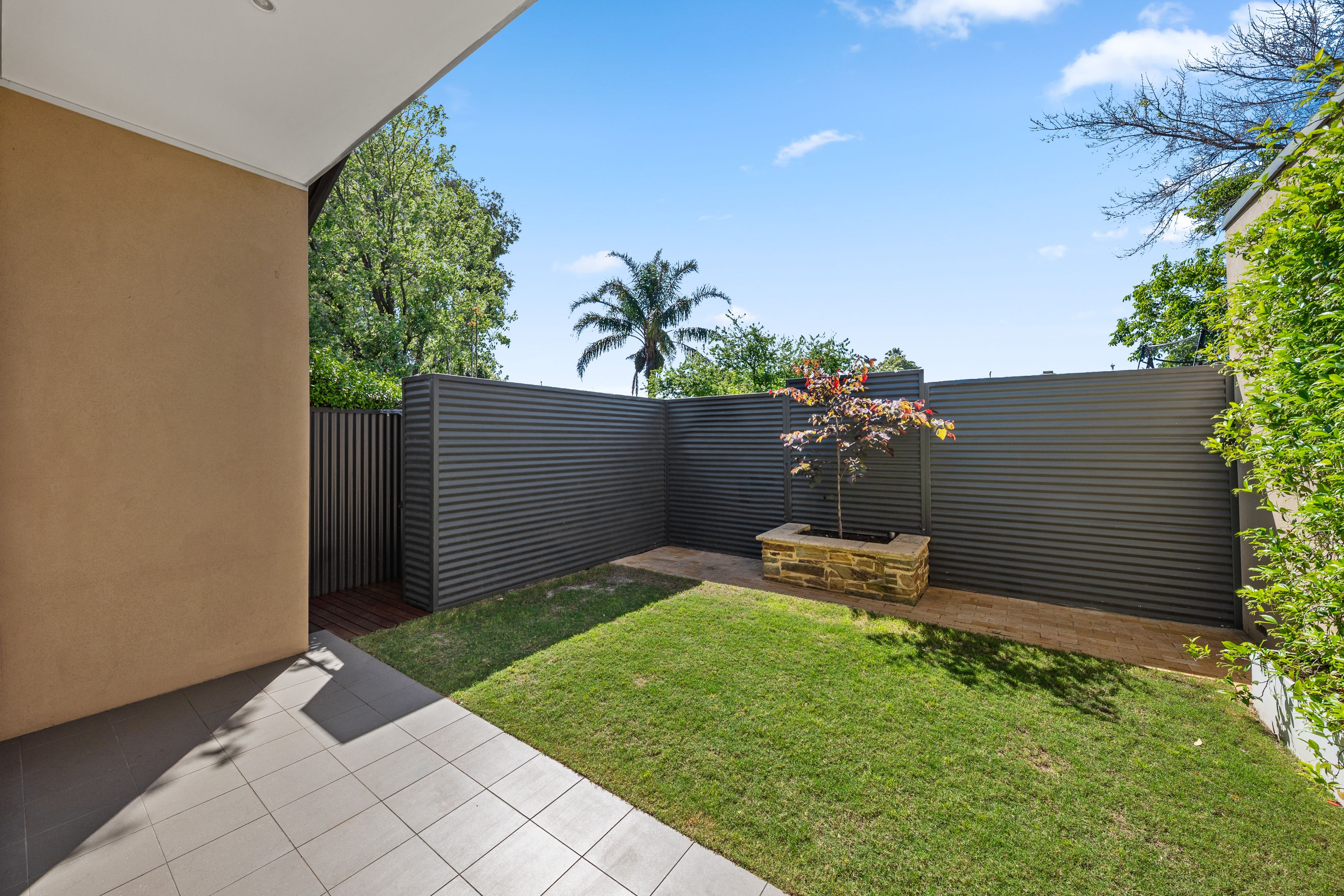 39 Gray Street — photo 14 of 15