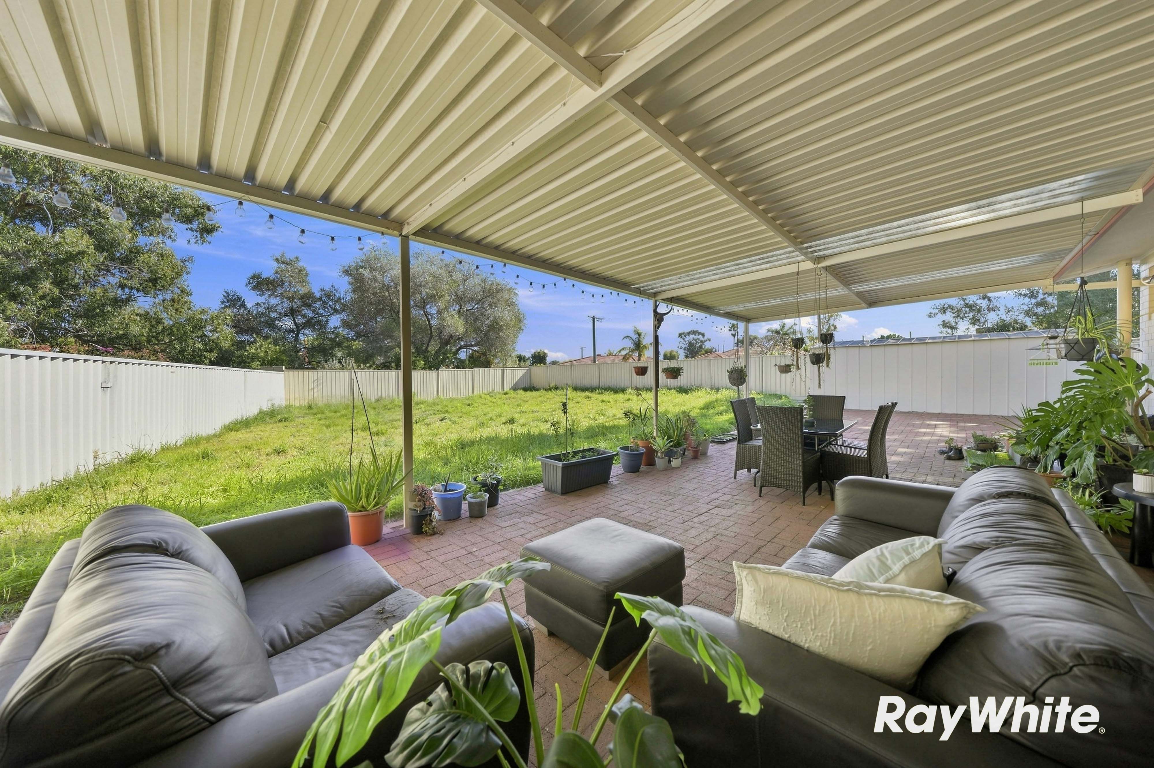 6/43 Golders Way — photo 21 of 25