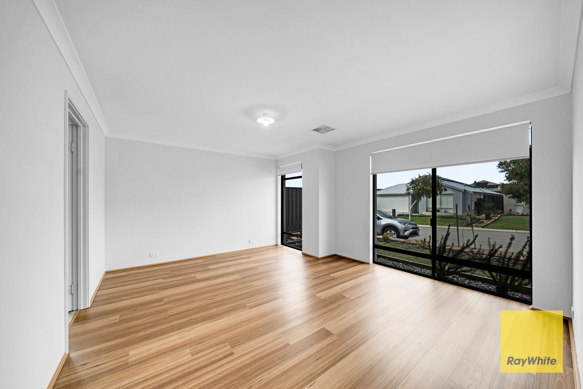 92 Potoroo Street, Banksia Grove, WA 6031