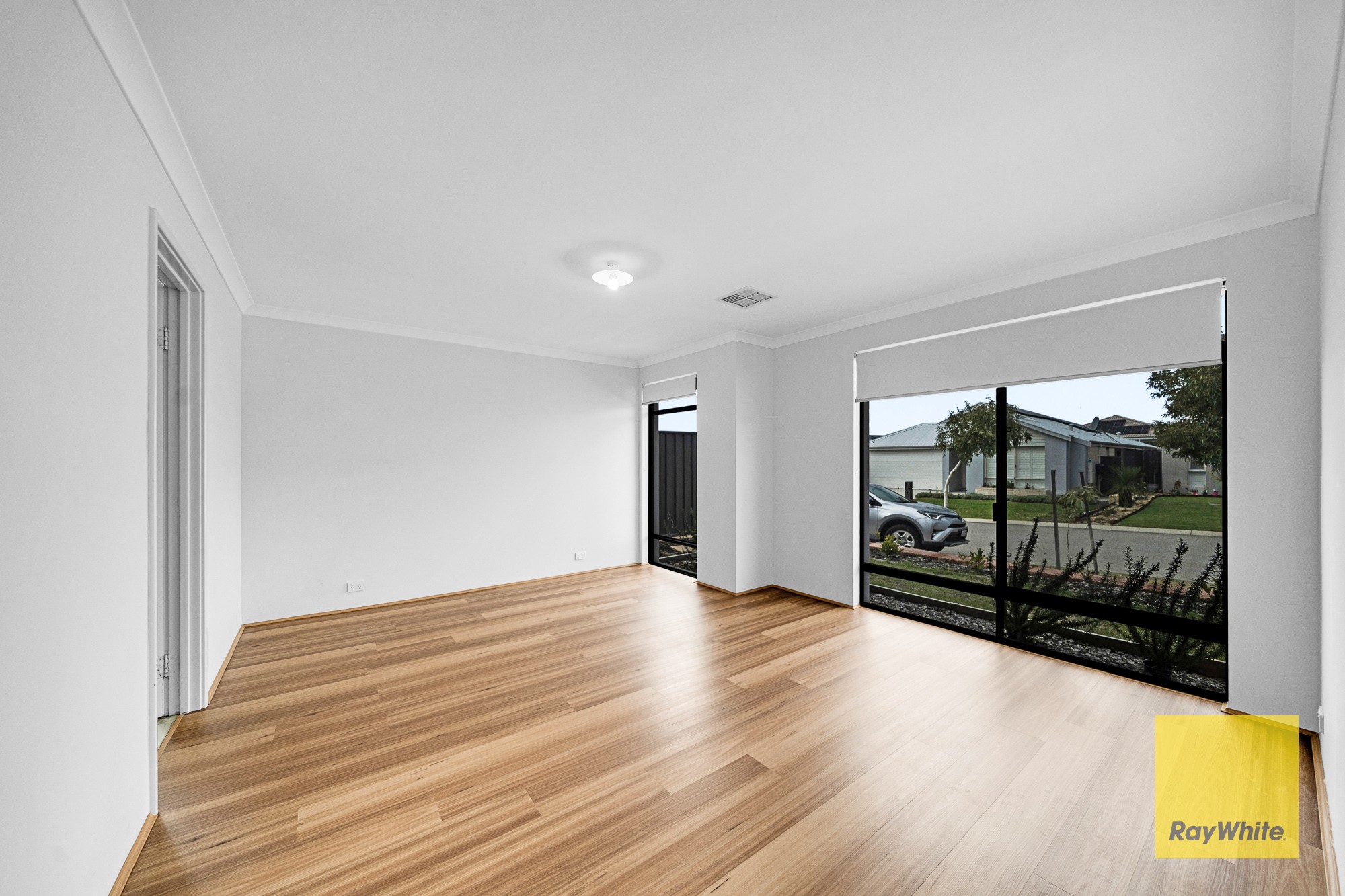 92 Potoroo Street, Banksia Grove, WA 6031