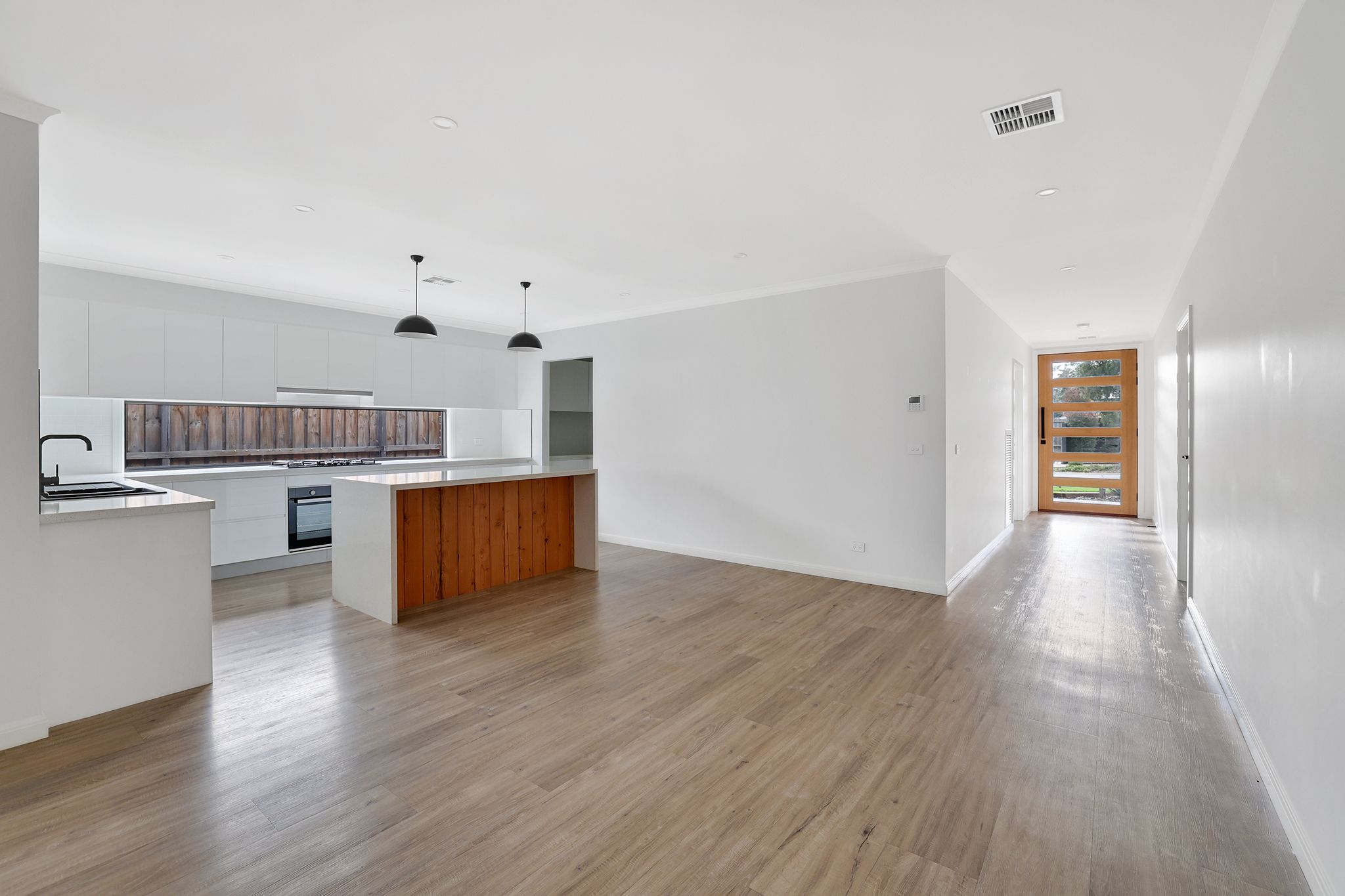 4 Bridges Street — photo 15 of 28