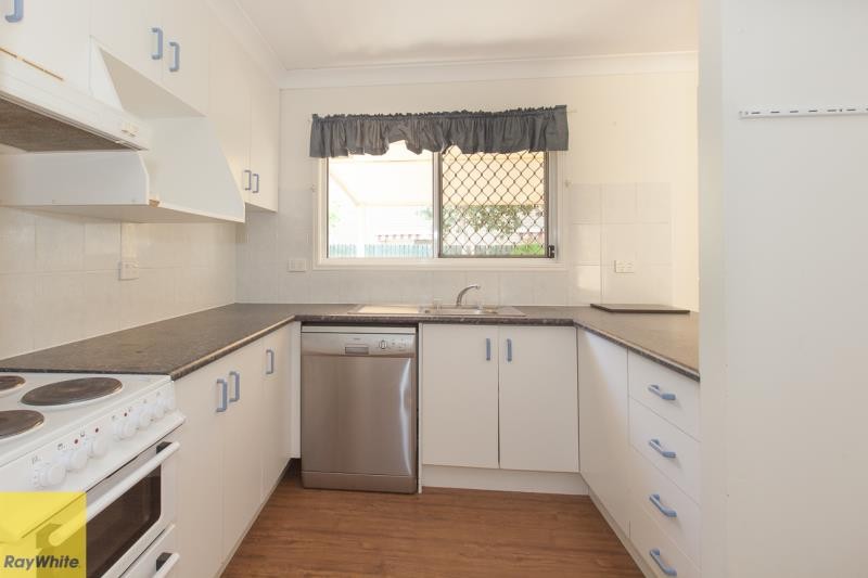 2/127 Henty Drive, Redbank Plains, QLD 4301