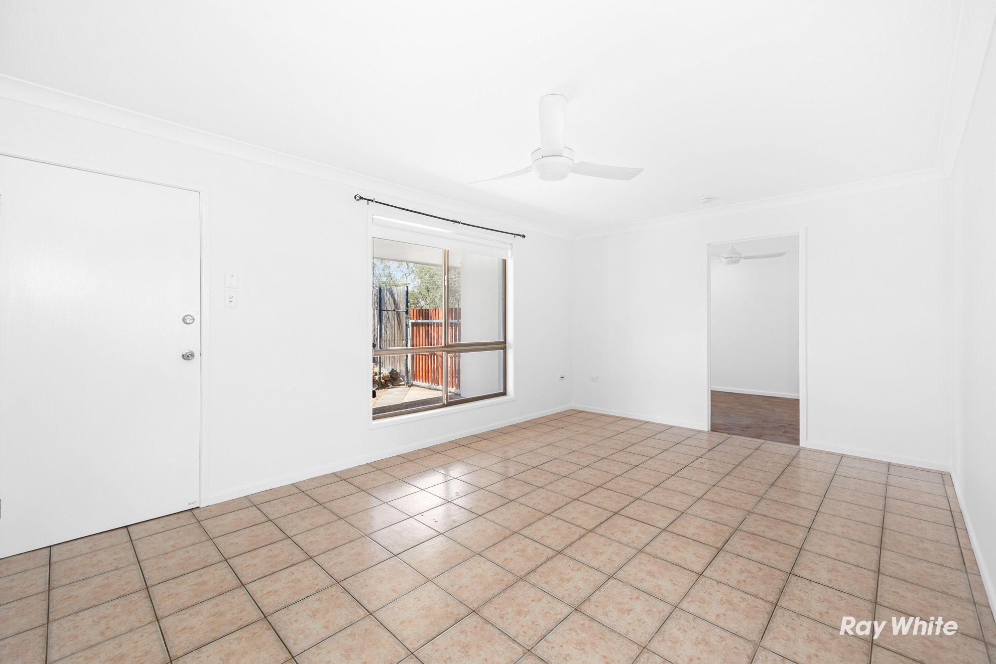 20 Robinson Street — photo 4 of 9