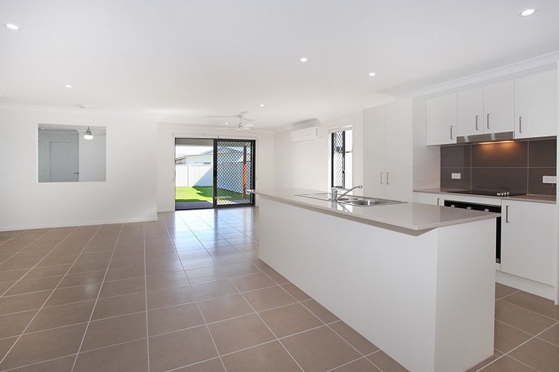 17 Maclamond Drive, Pelican Waters, QLD 4551