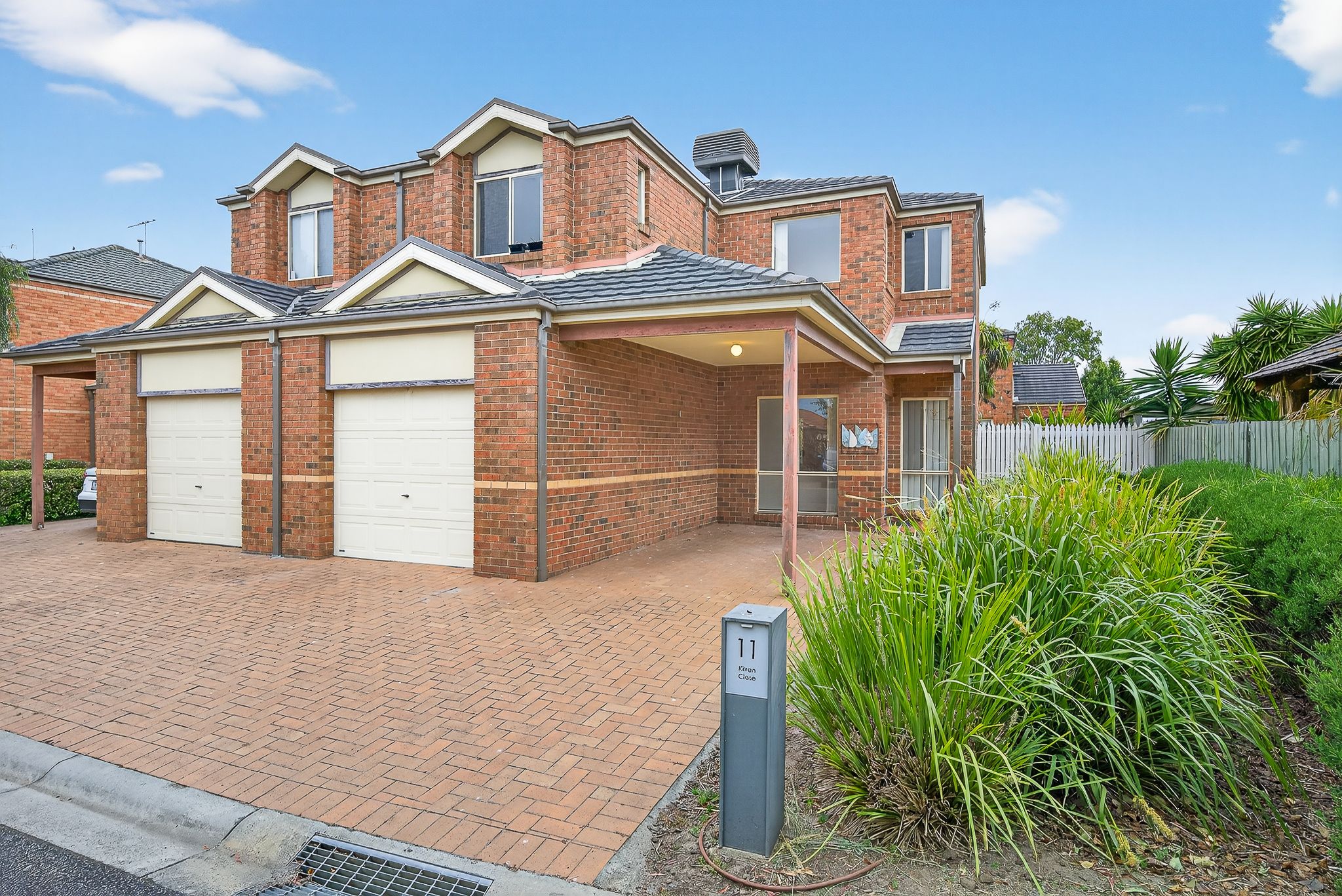 11 Kirren Close, Cranbourne, VIC 3977