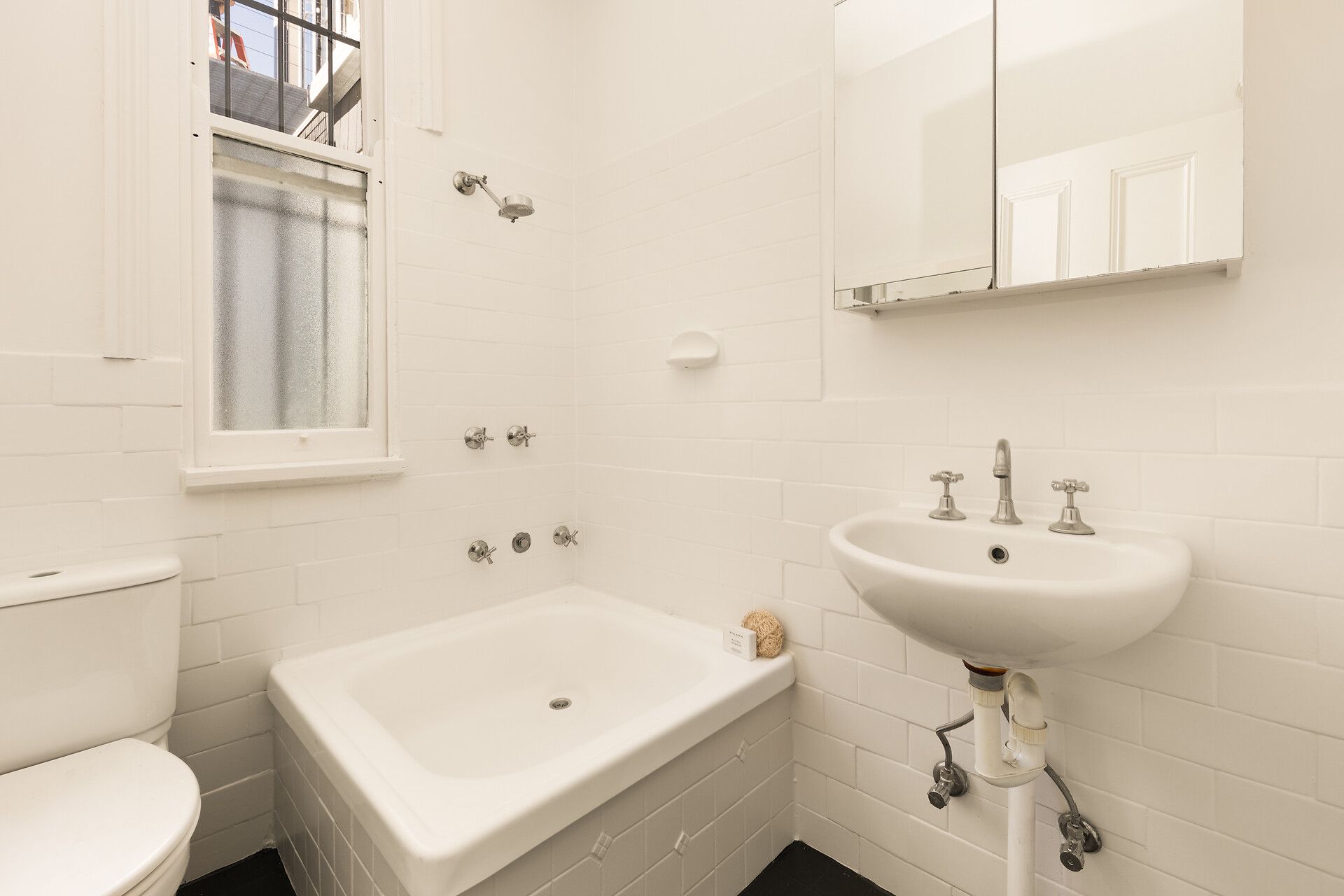 39 Surrey Street — photo 13 of 16