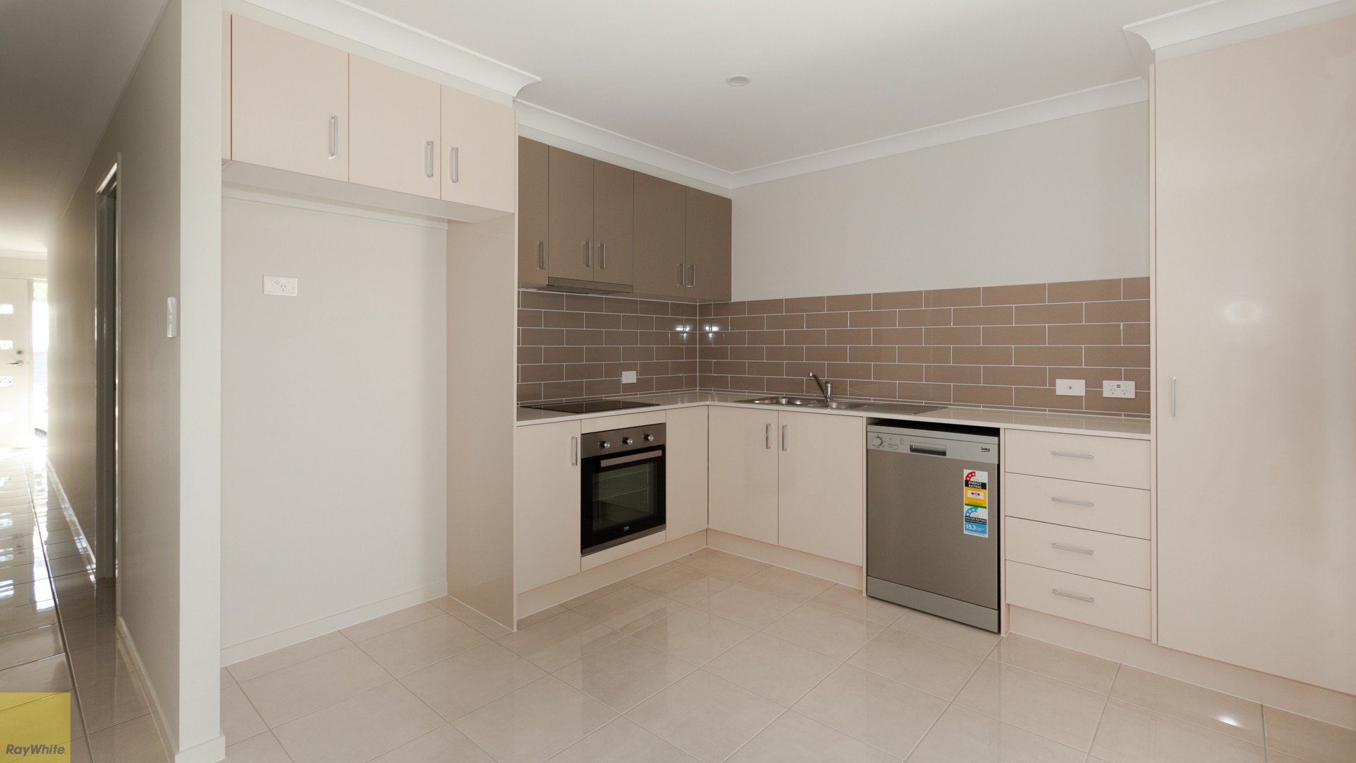 1/7 Wattlebird Court Lot 1221, Redbank Plains, QLD 4301