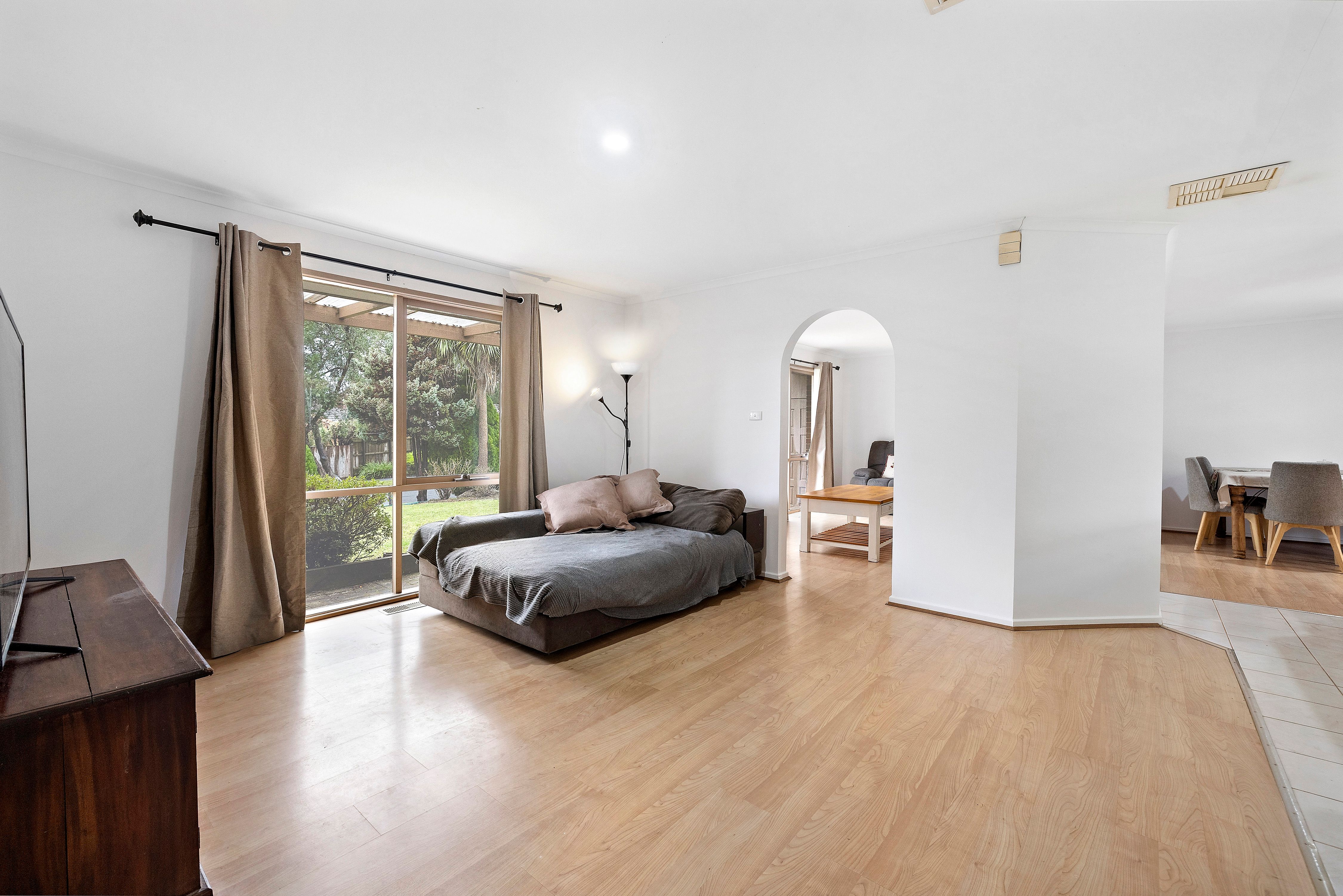 13 David Close — photo 7 of 16