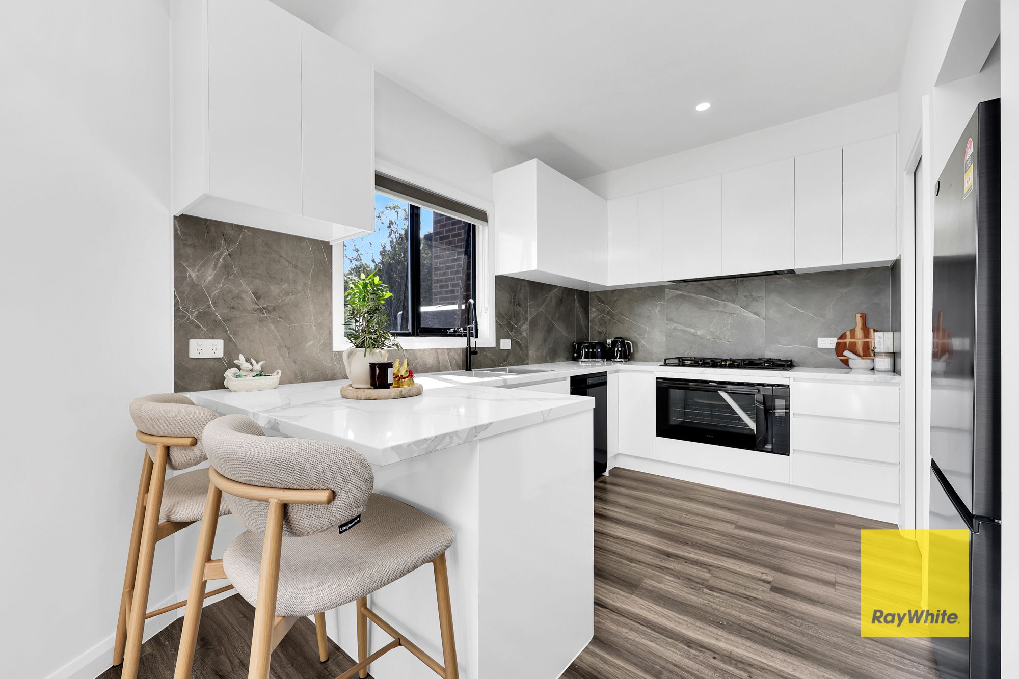 2/65 Nicholson Crescent, Meadow Heights, VIC 3048