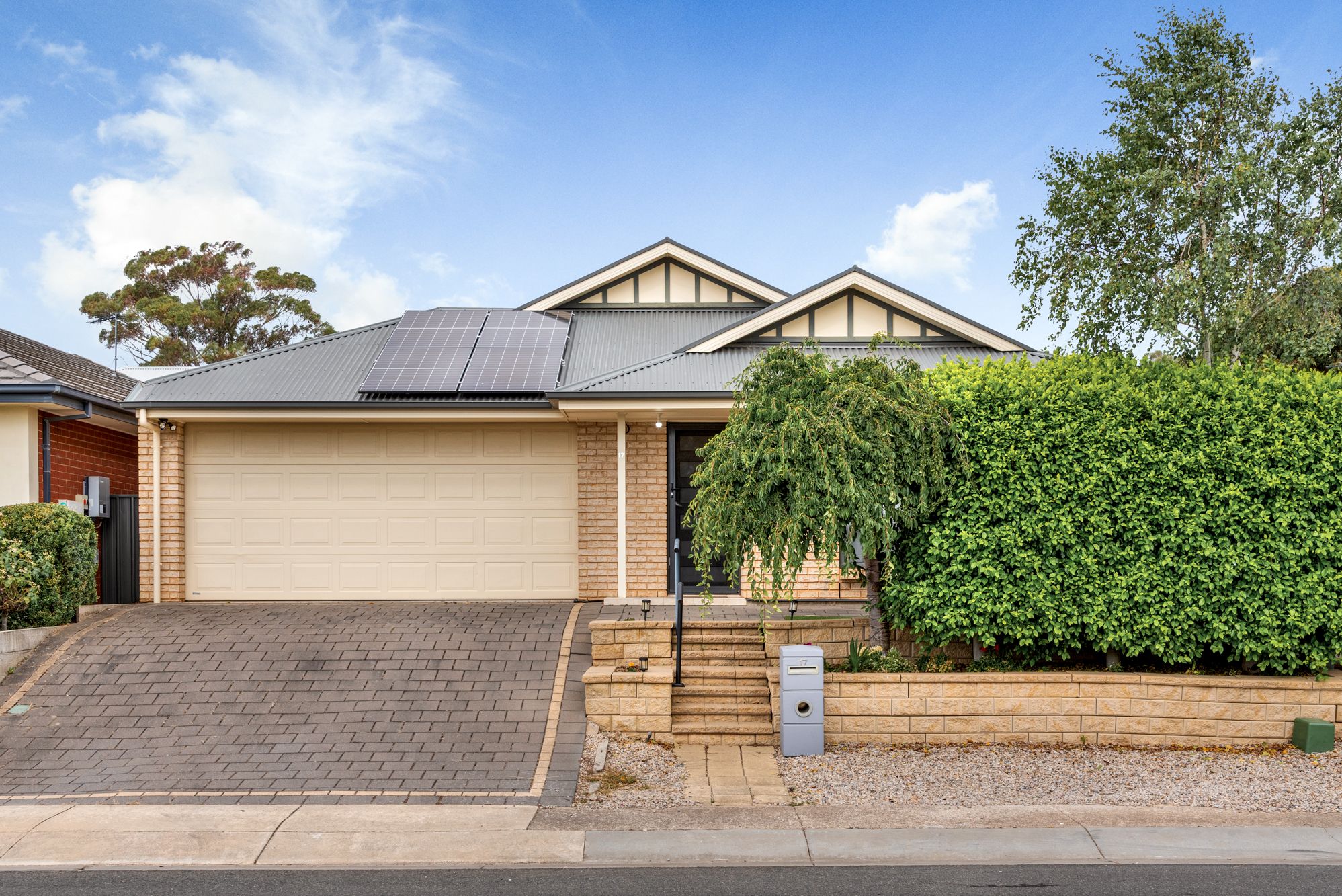17 Ambrosini Court, Woodcroft SA 5162