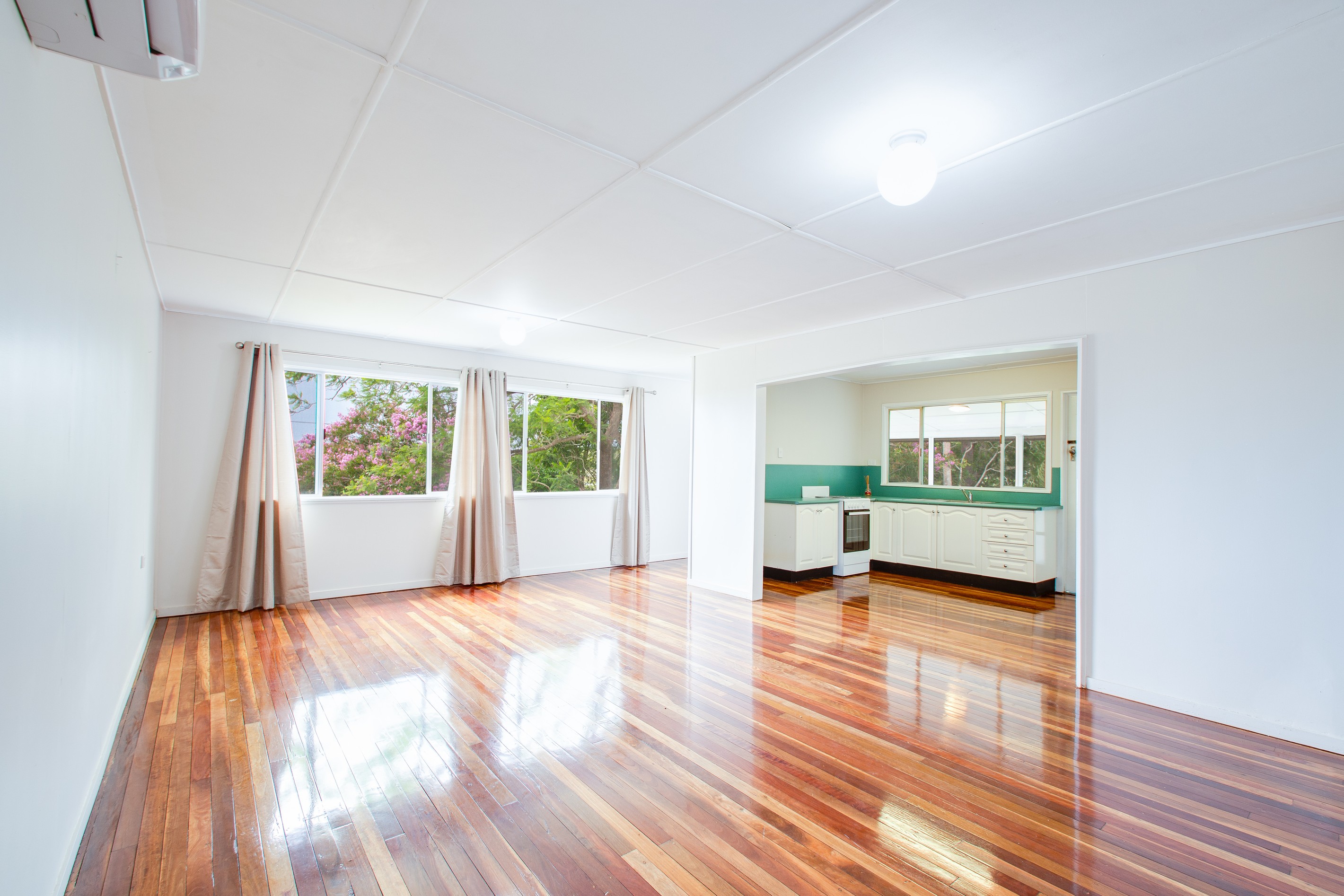 41 Videroni Street, Bundamba, QLD 4304