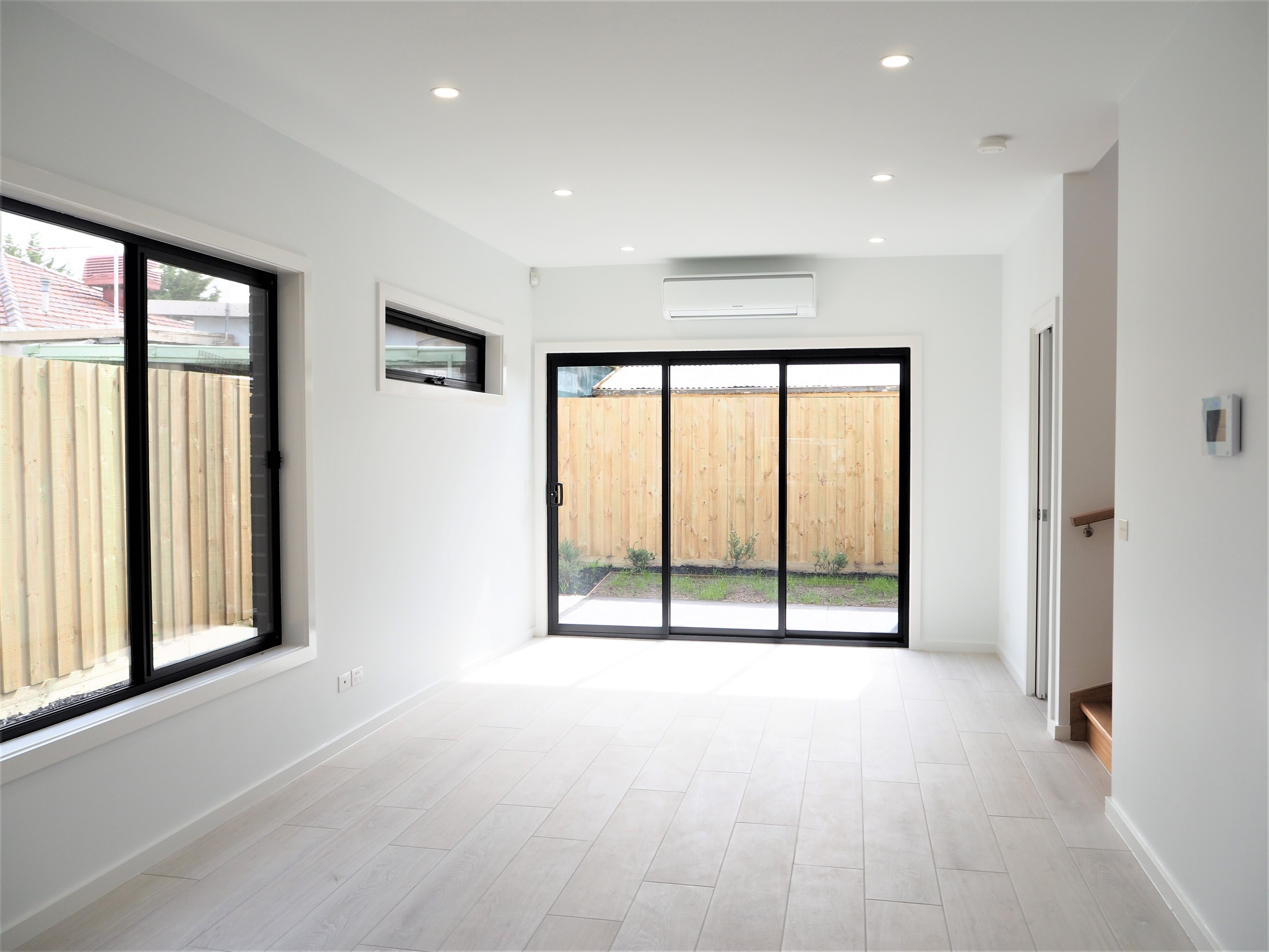5/6 McComas Street, Reservoir, VIC 3073