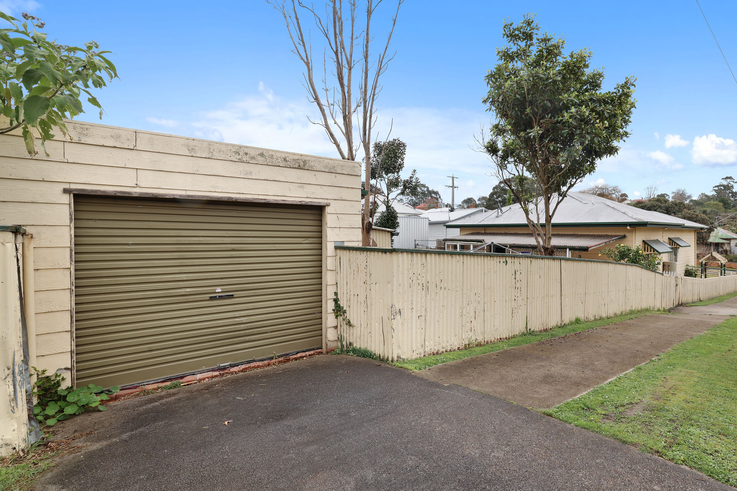 12 Bourke Street — photo 11 of 13