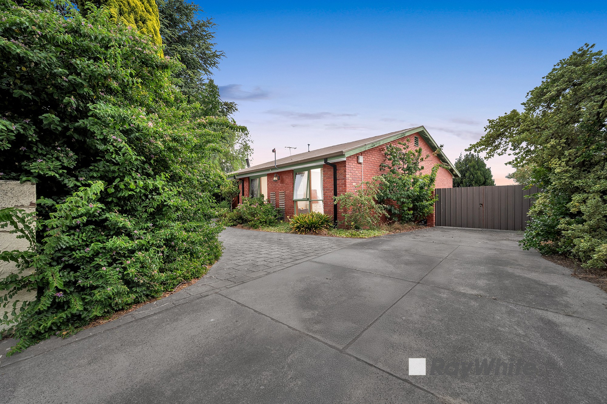 7 Henry Avenue, Hallam, VIC 3803