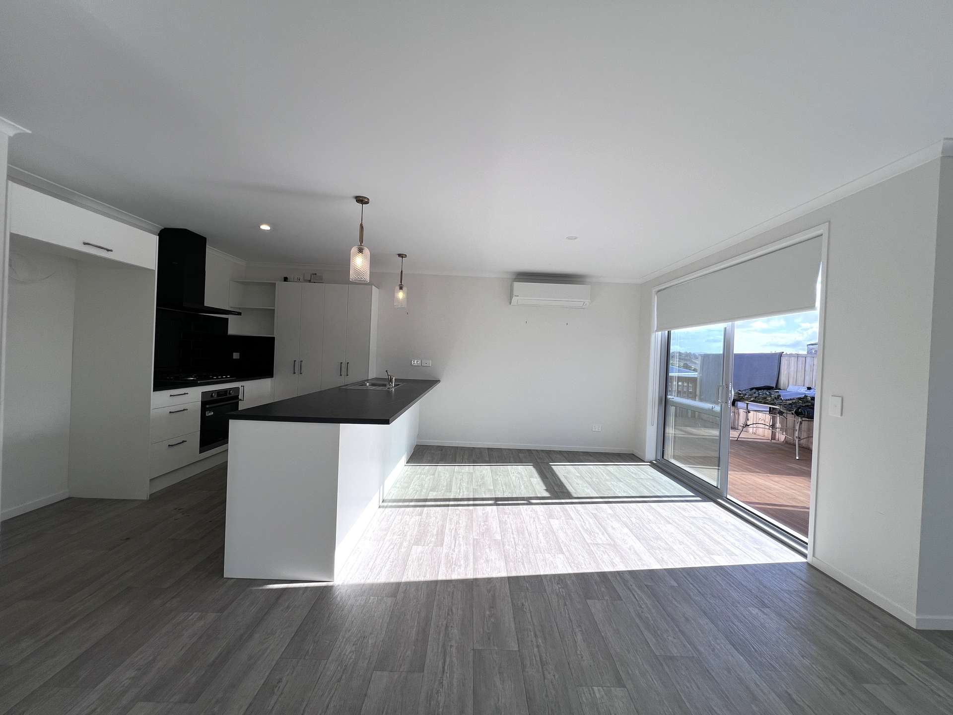 11B Humber Crescent photo 3