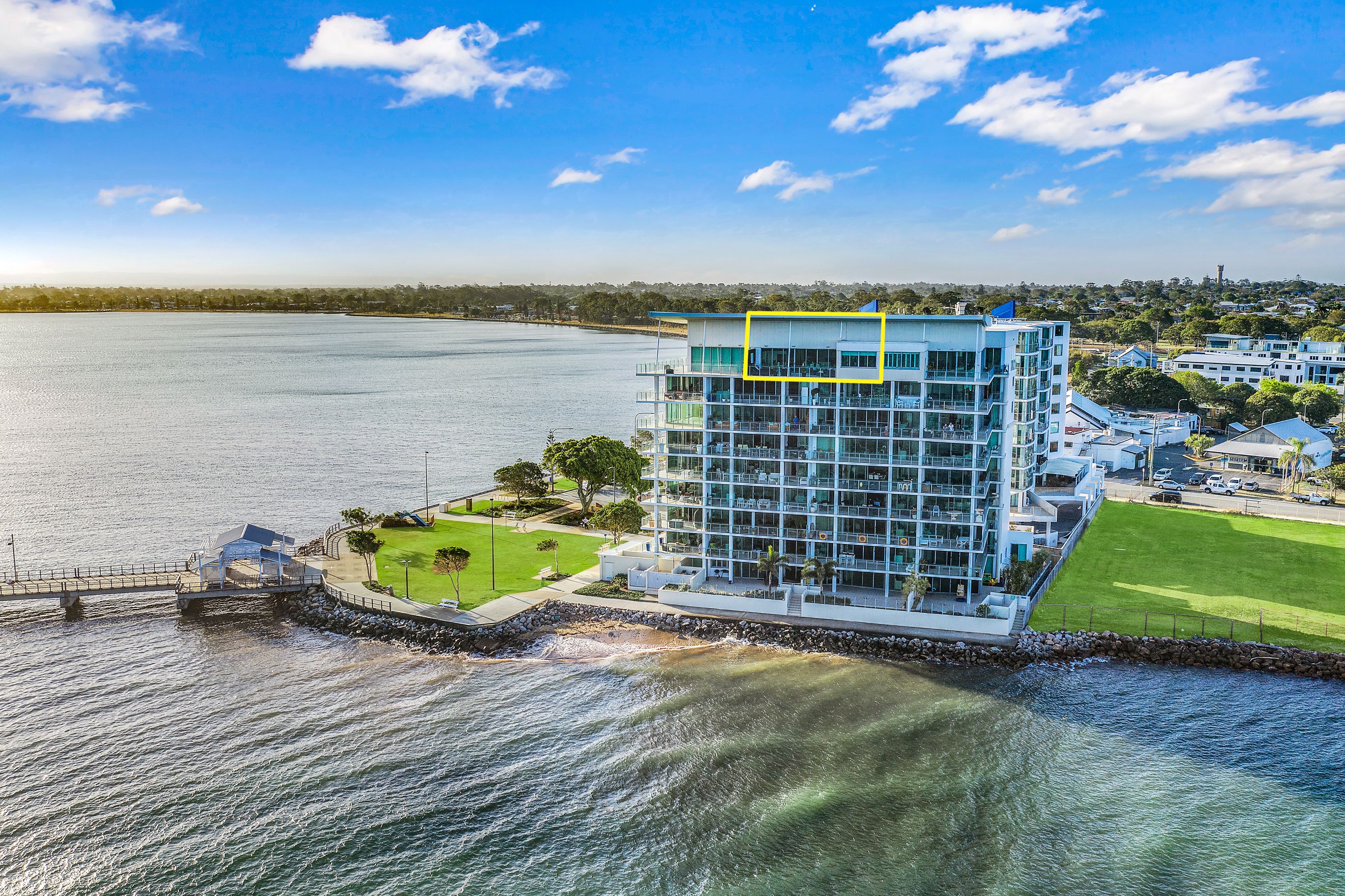 902/6-12 Oxley Avenue, Woody Point, QLD 4019