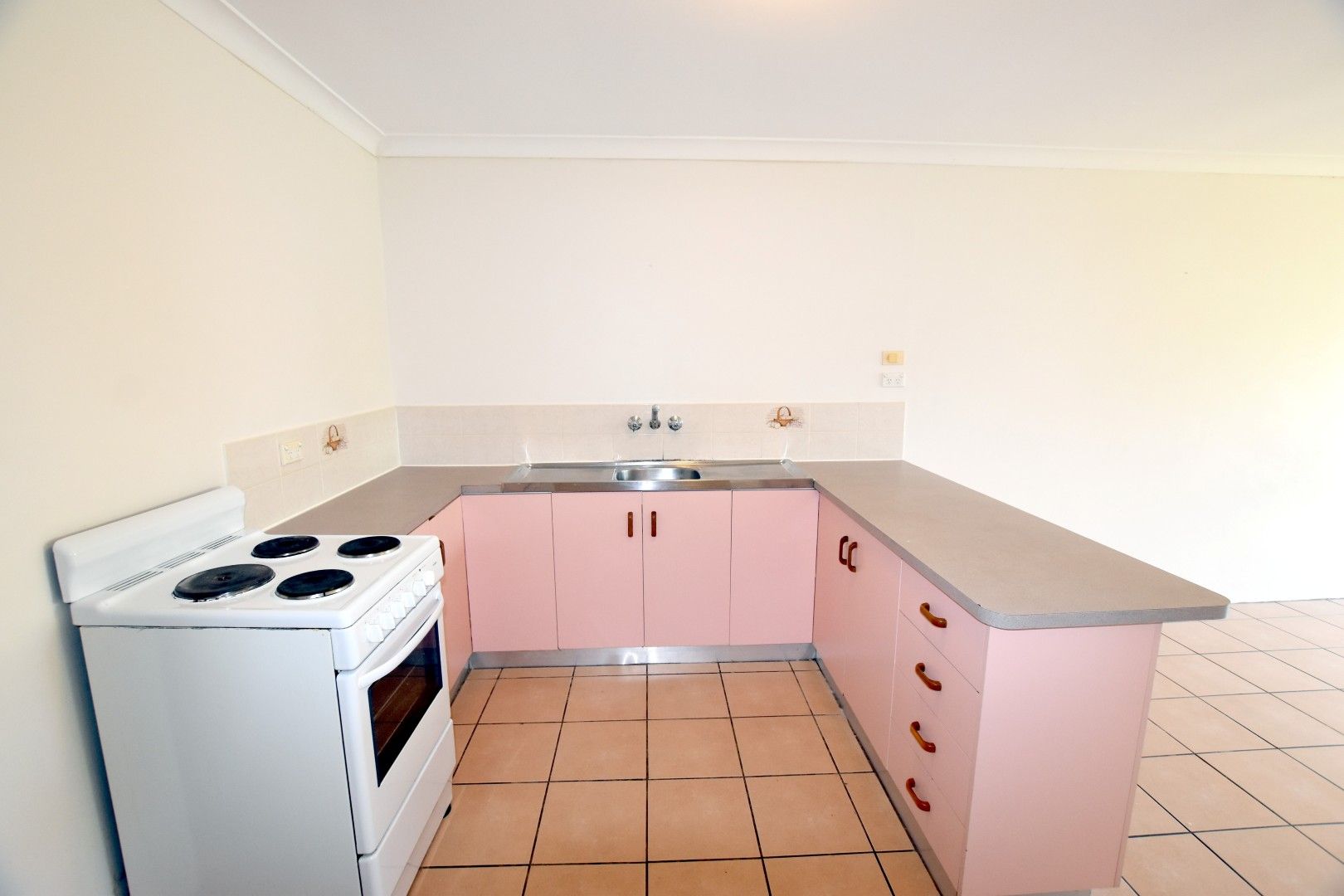 2/3 Murray Street, West Gladstone, QLD 4680