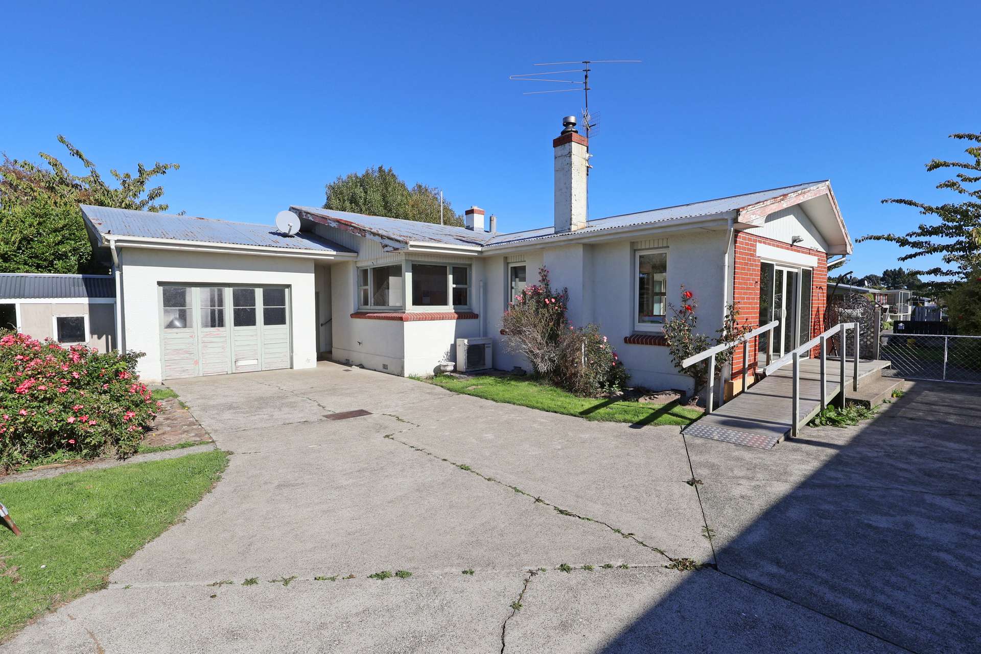 62 Anglem Street photo 18